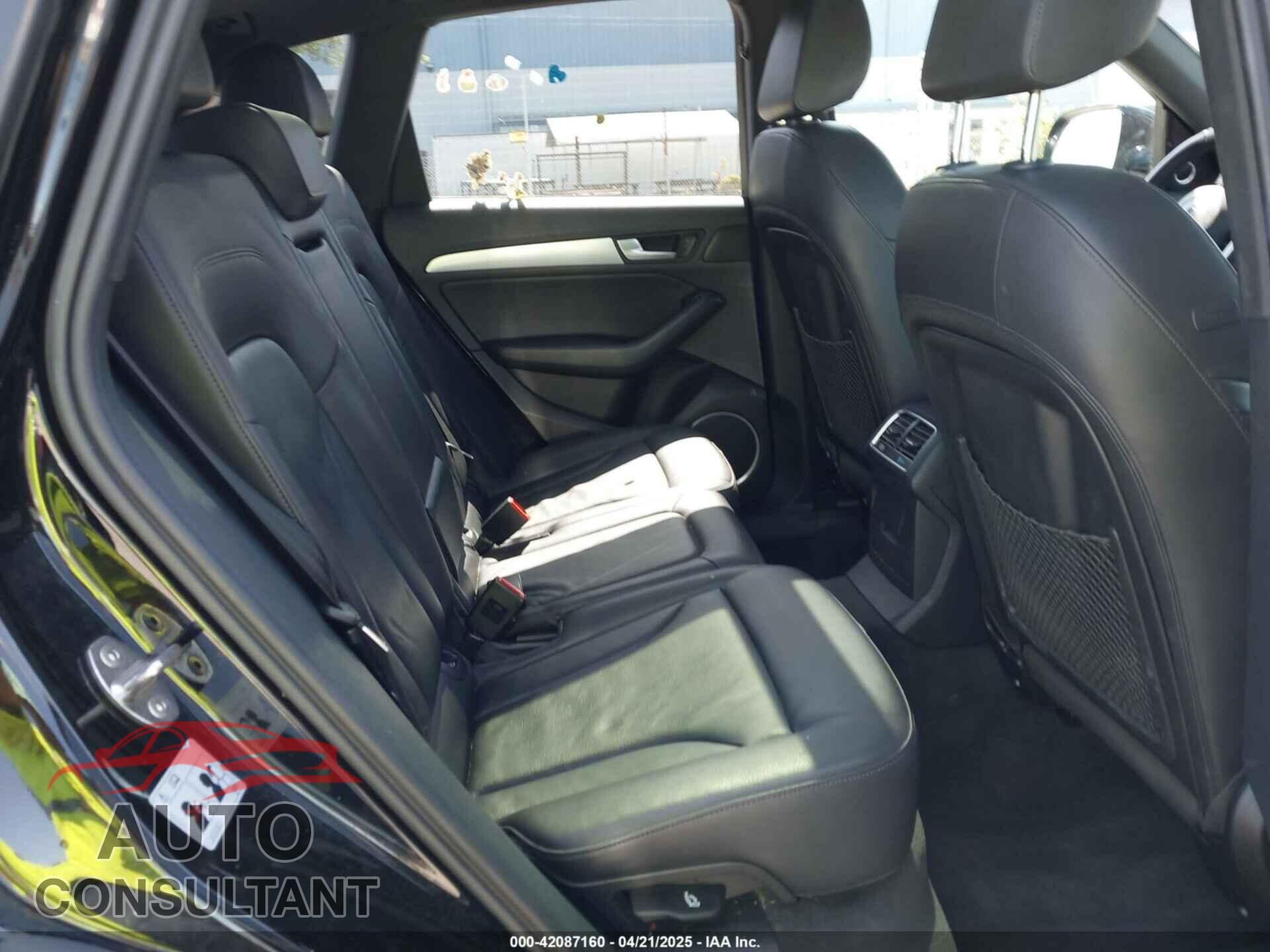 AUDI Q5 2017 - WA1M2AFP1HA052128