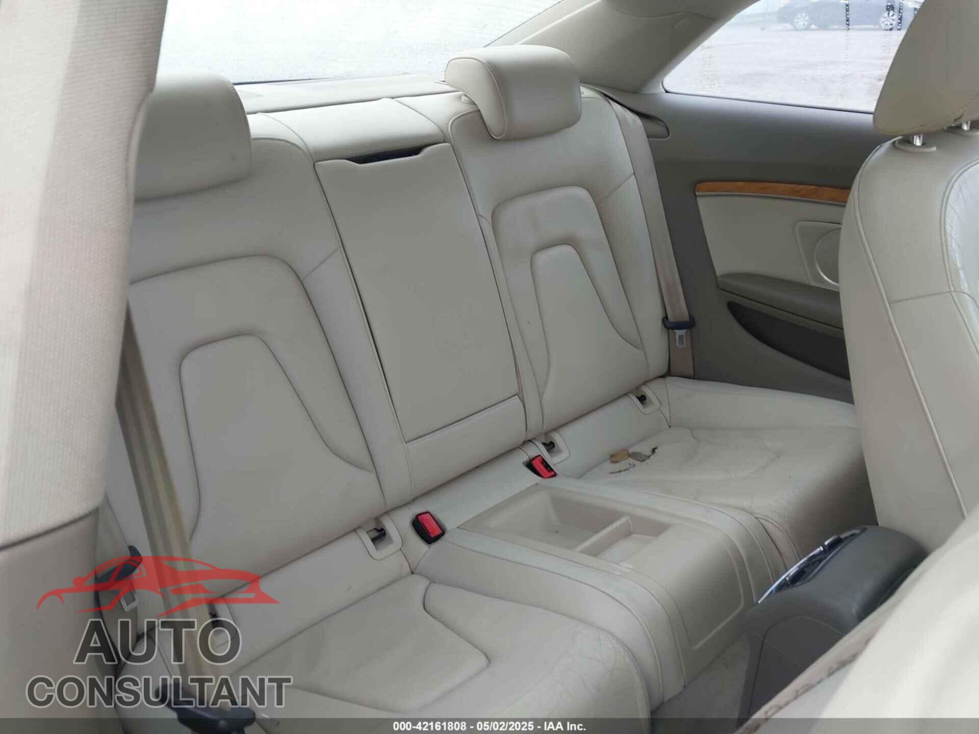 AUDI A5 2010 - WAULFAFR5AA048545