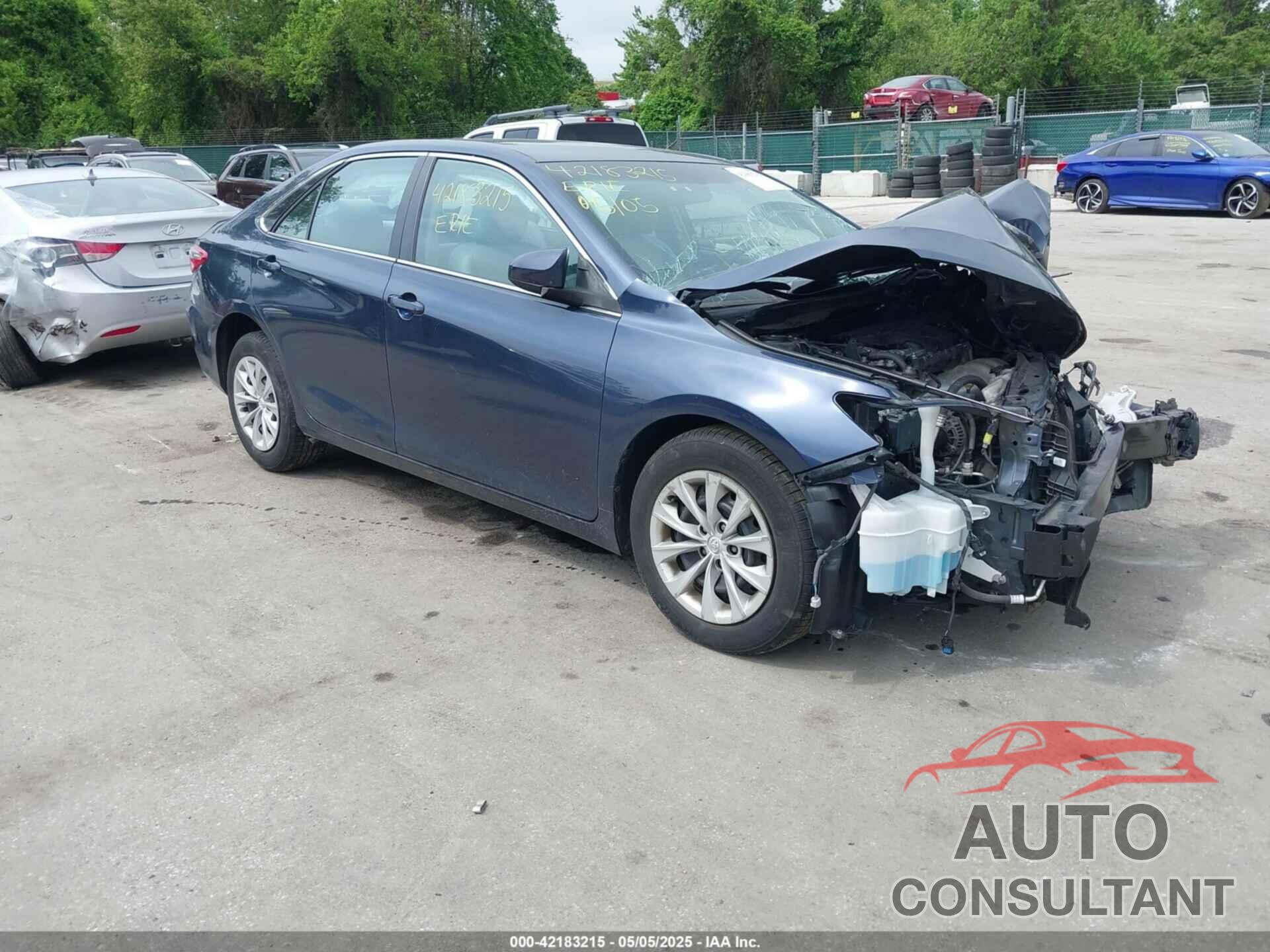 TOYOTA CAMRY 2016 - 4T4BF1FK7GR564433