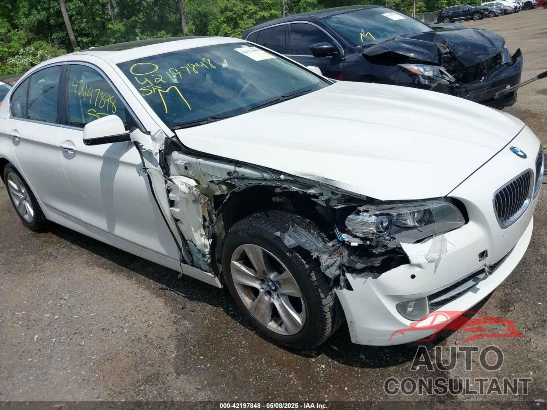 BMW 528I 2013 - WBAXH5C58DD113587