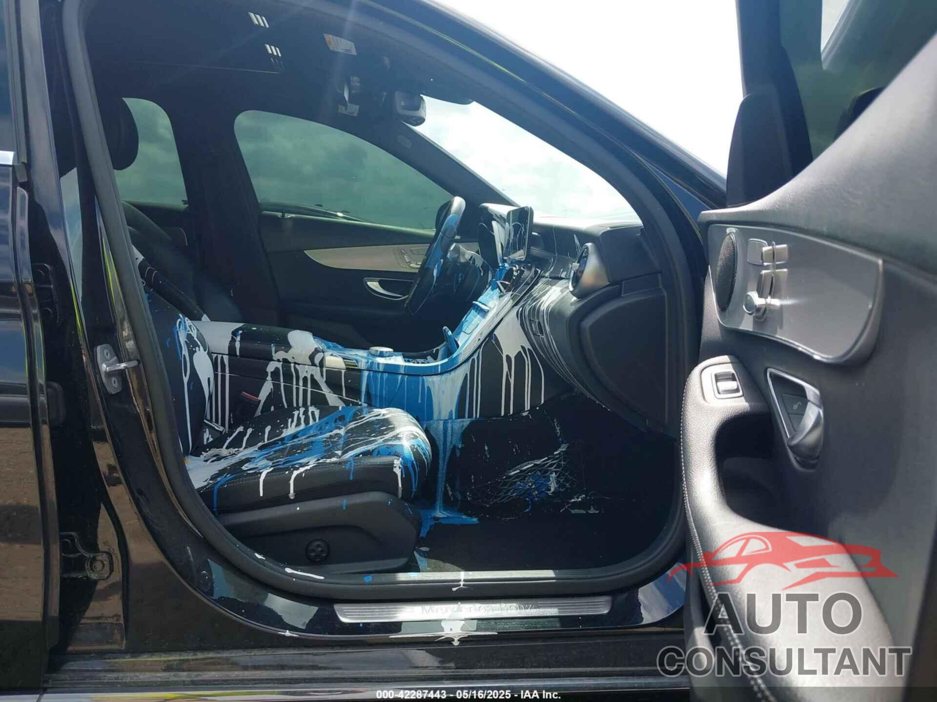 MERCEDES-BENZ C 300 2020 - 55SWF8DB9LU325172