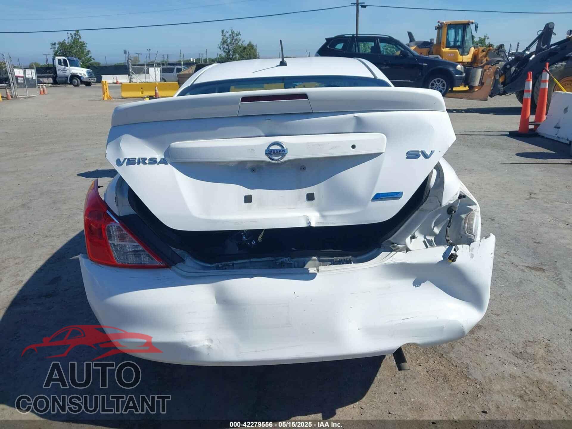 NISSAN VERSA 2014 - 3N1CN7AP1EL830812