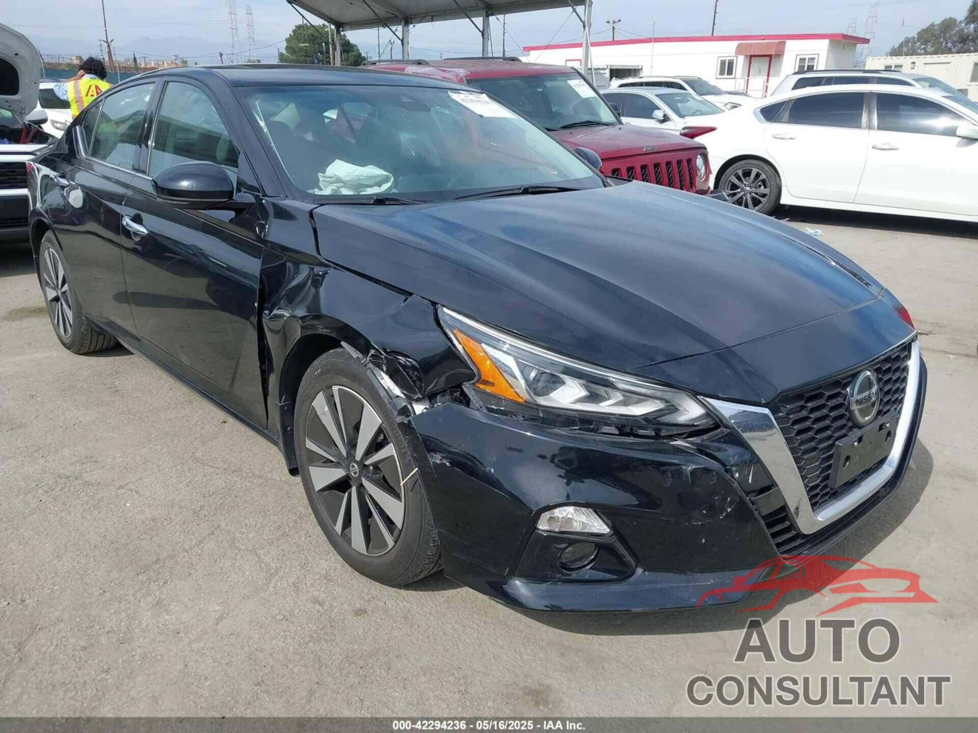 NISSAN ALTIMA 2020 - 1N4BL4DV2LC212565