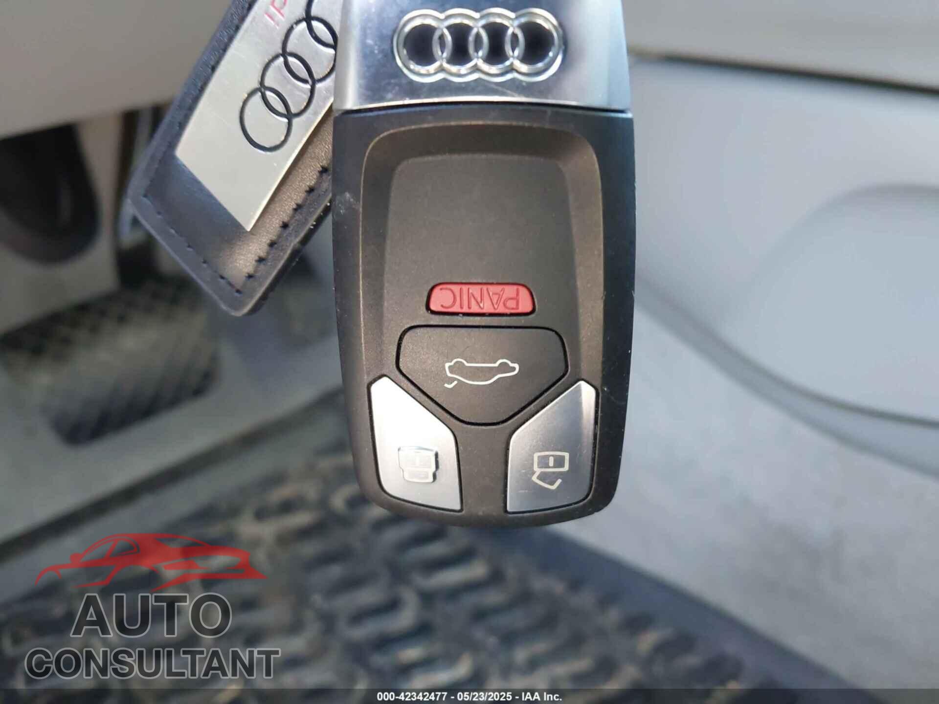 AUDI Q7 2017 - WA1VAAF75HD045947