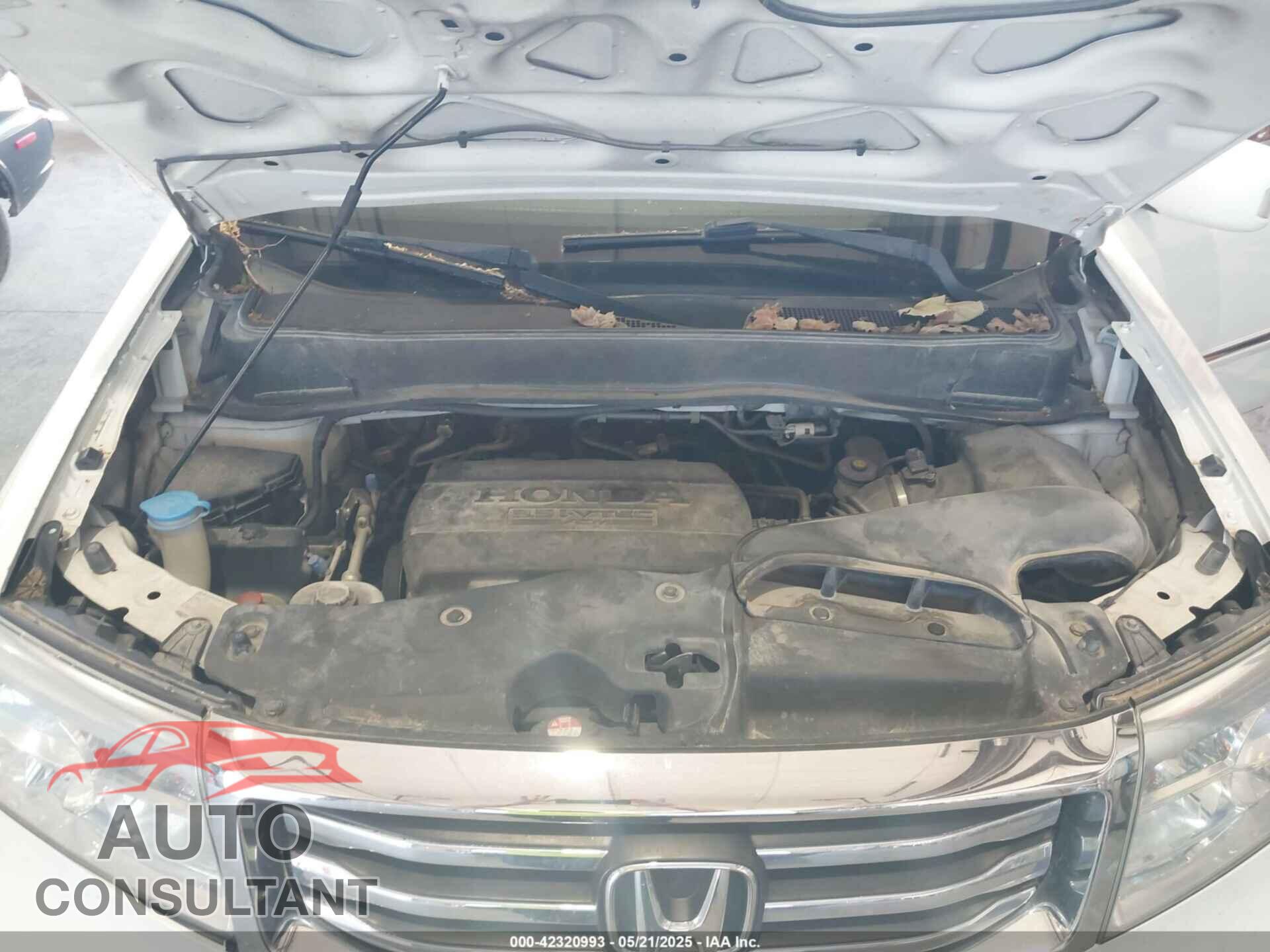 HONDA PILOT 2015 - 5FNYF4H95FB001974