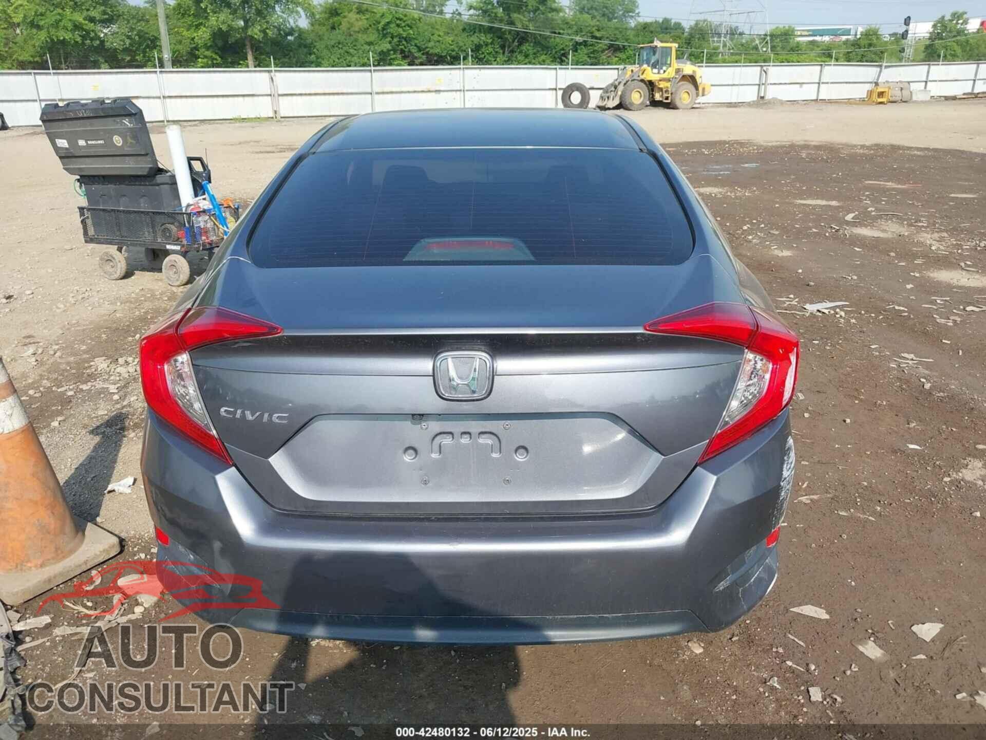 HONDA CIVIC 2018 - 2HGFC2F52JH513023