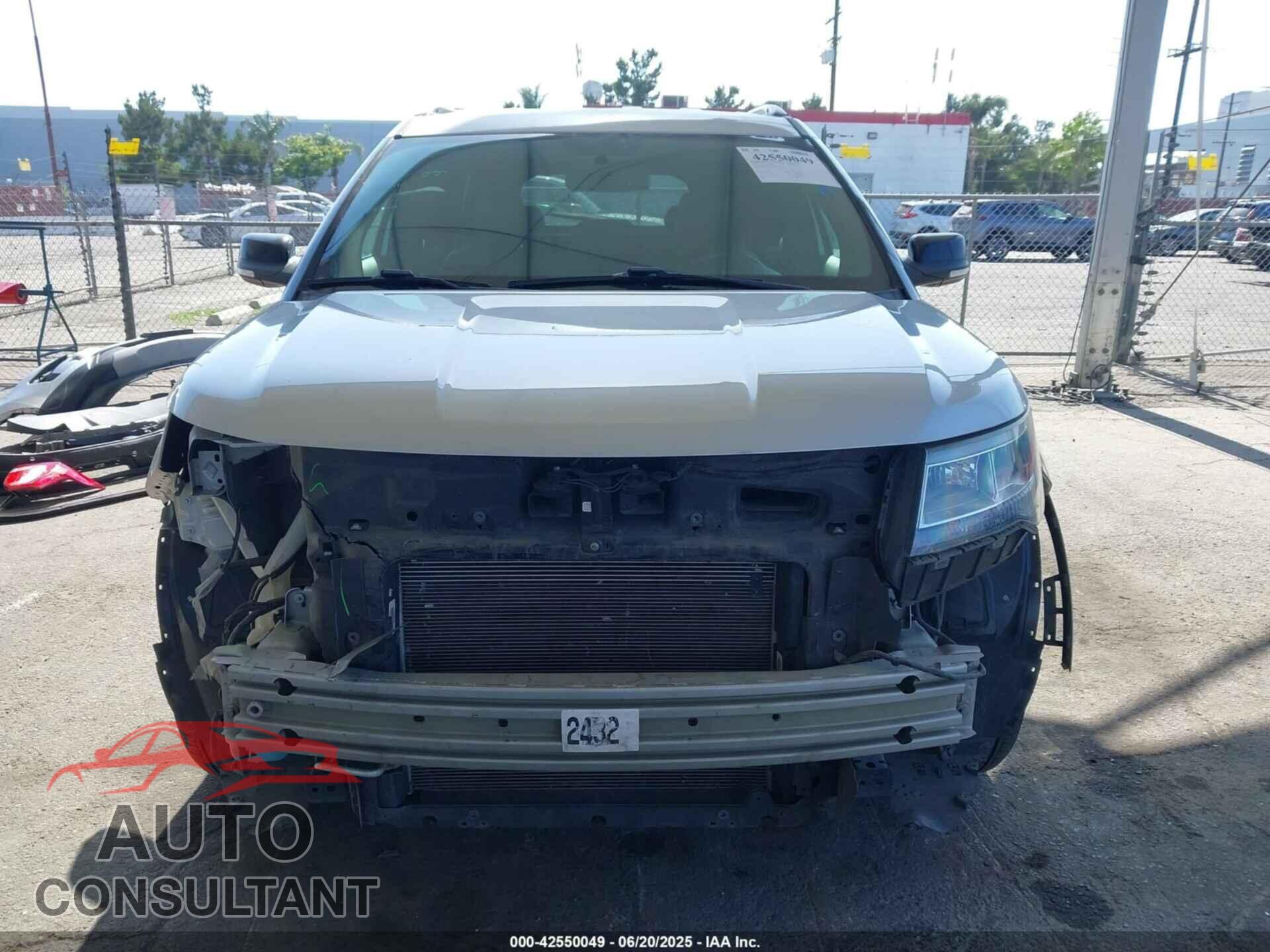 FORD EXPLORER 2018 - 1FM5K7D86JGC87258