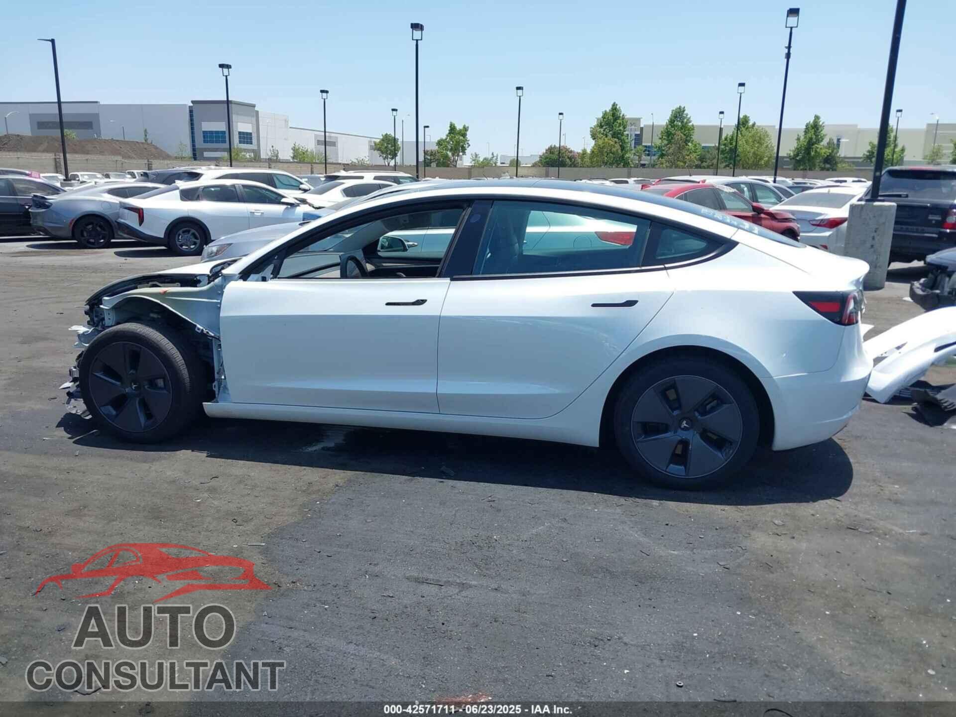TESLA MODEL 3 2022 - 5YJ3E1EA5NF322664