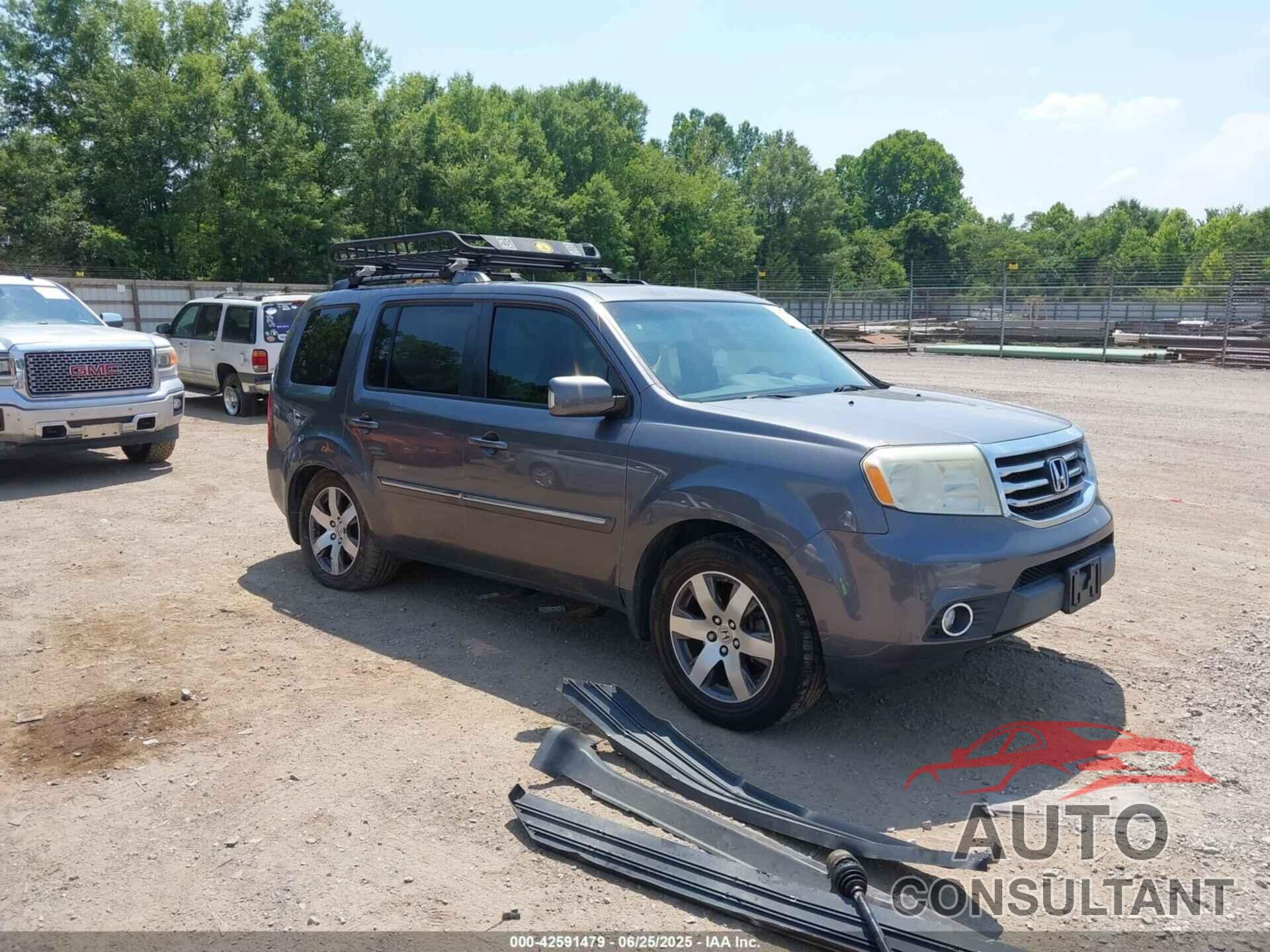 HONDA PILOT 2014 - 5FNYF4H99EB017755