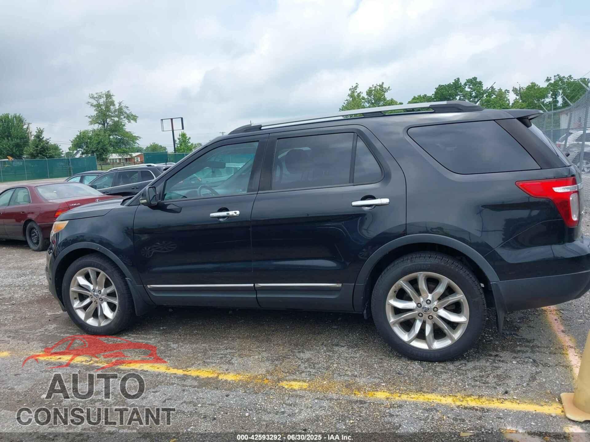 FORD EXPLORER 2011 - 1FMHK8F80BGA45857