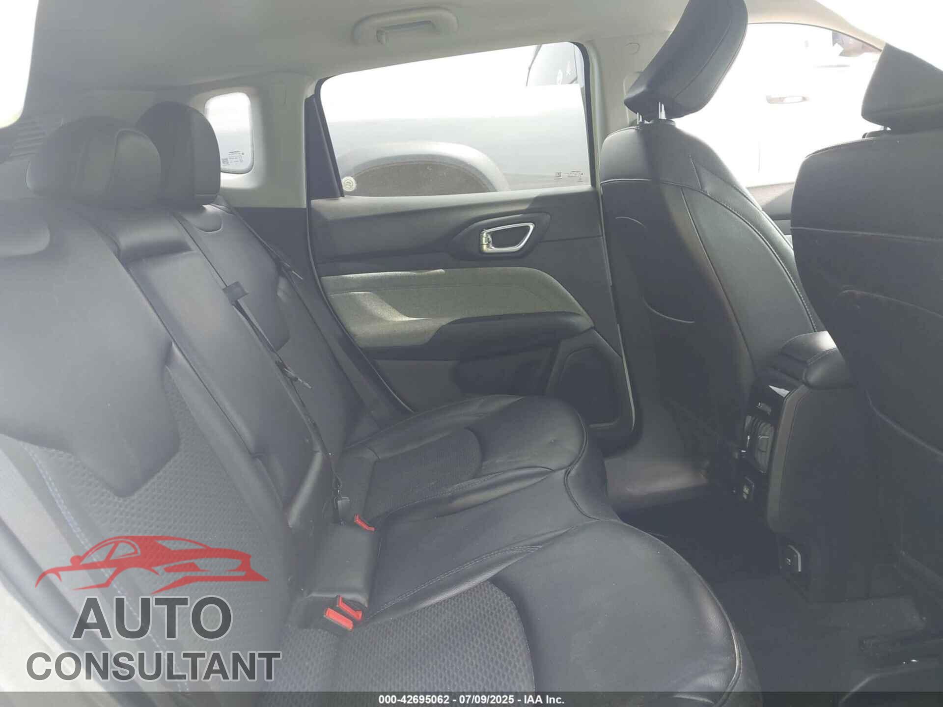 JEEP COMPASS 2022 - 3C4NJDBB9NT131396