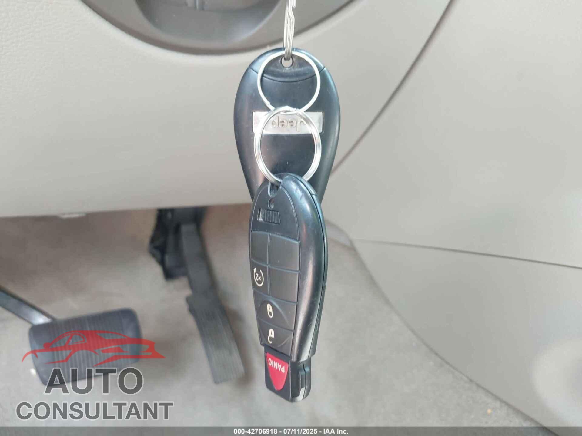 JEEP GRAND CHEROKEE 2012 - 1C4RJFAG2CC314920