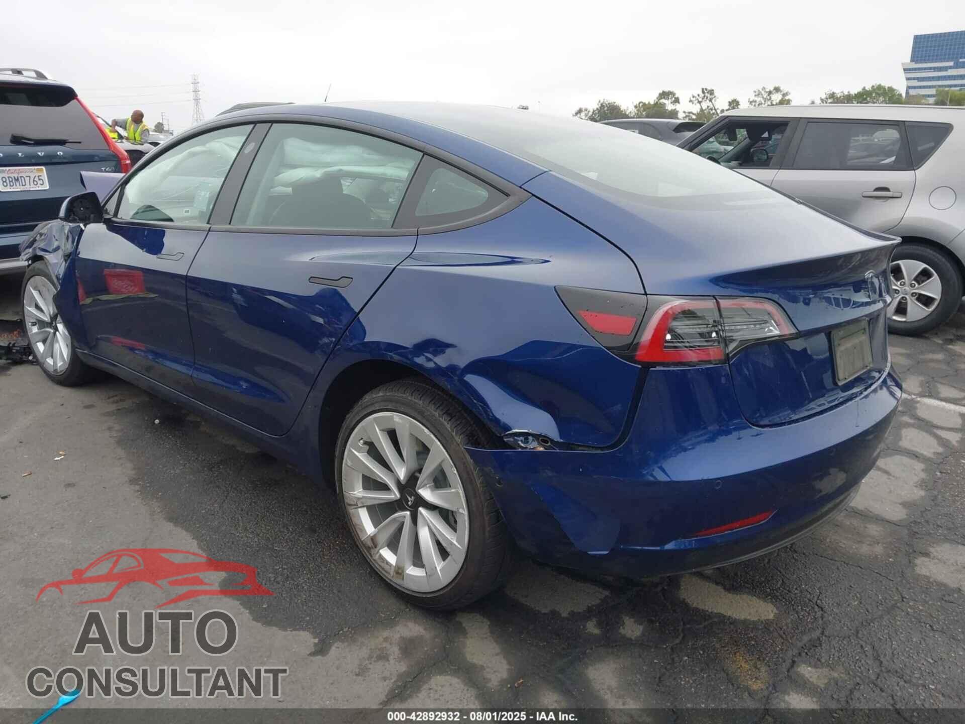 TESLA MODEL 3 2022 - 5YJ3E1EA8NF248723