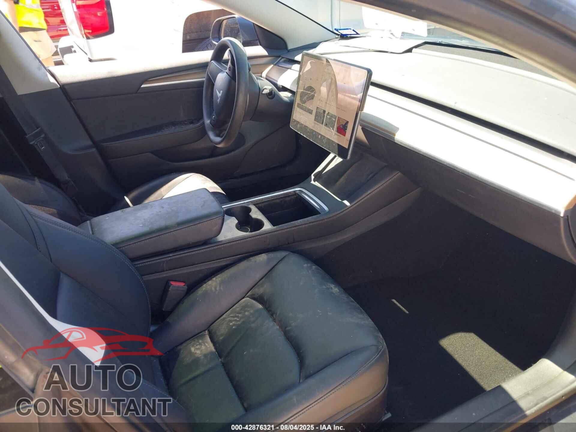 TESLA MODEL 3 2022 - 5YJ3E1EB3NF271903