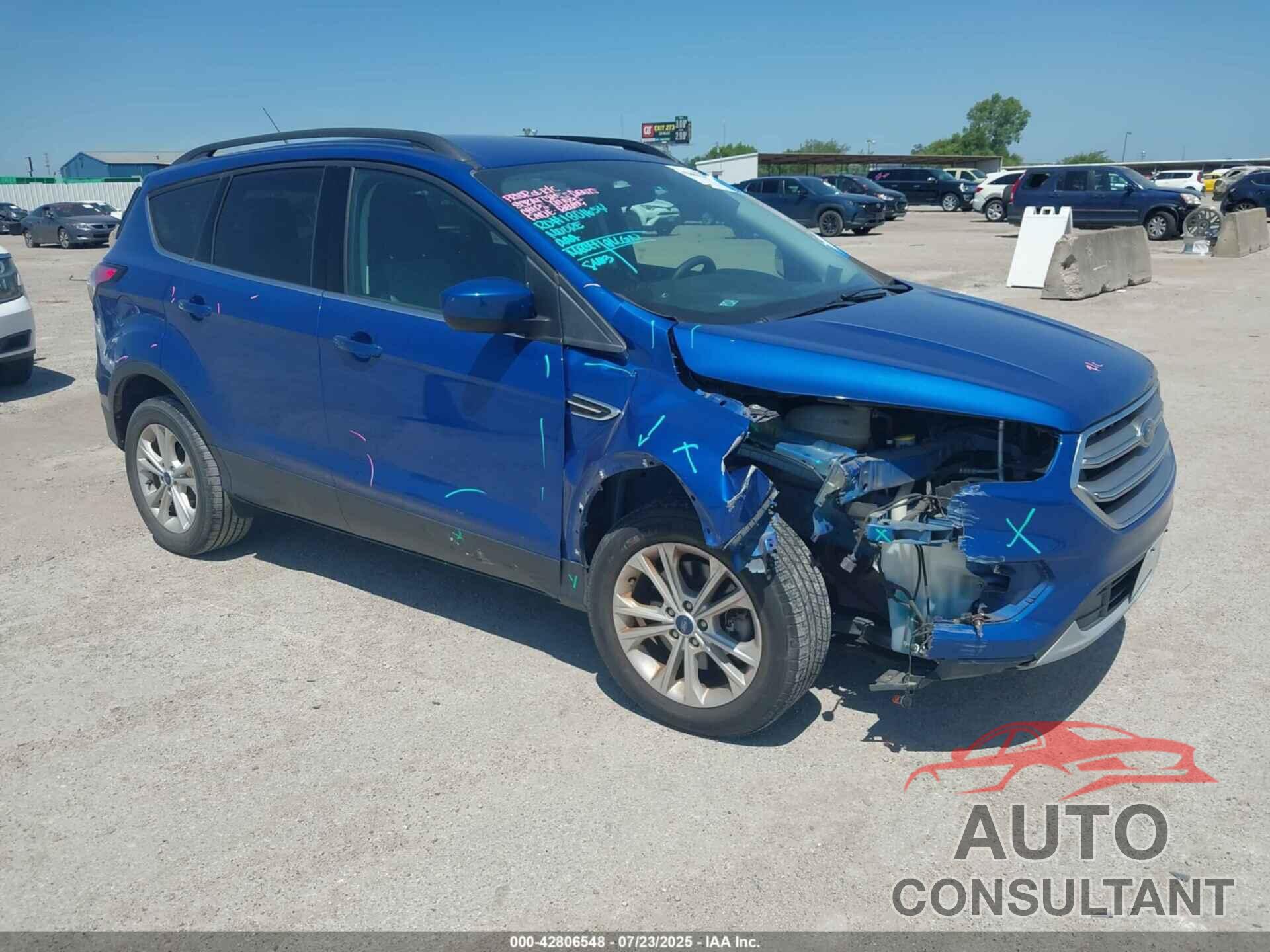 FORD ESCAPE 2017 - 1FMCU0G96HUF10309