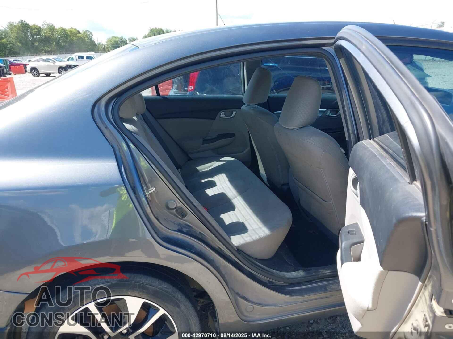 HONDA CIVIC 2013 - 19XFB2F87DE074803