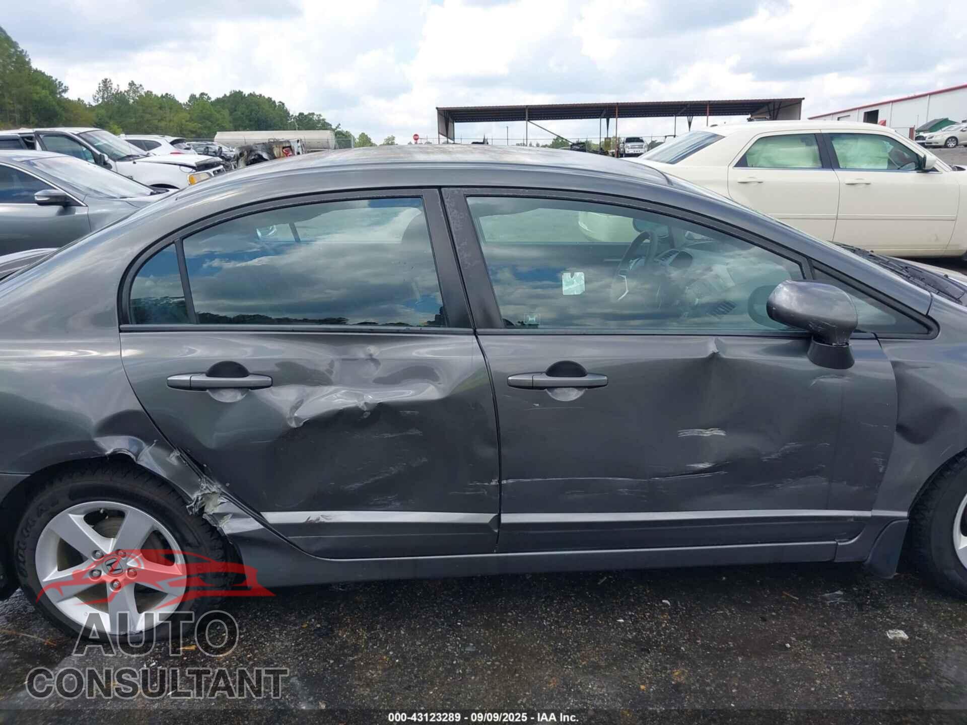 HONDA CIVIC 2011 - 2HGFA1F64BH509226