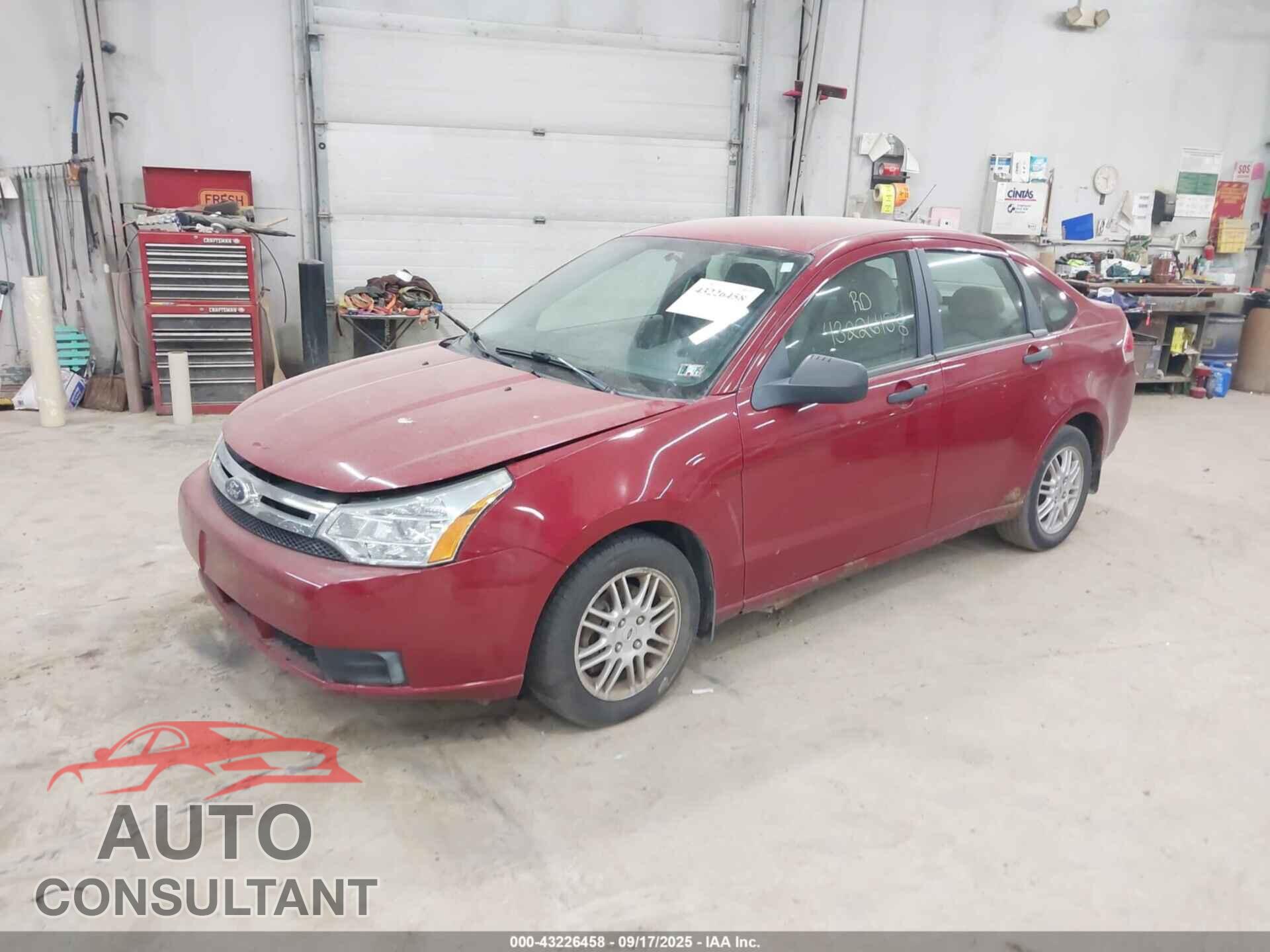 FORD FOCUS 2011 - 1FAHP3FN5BW144975
