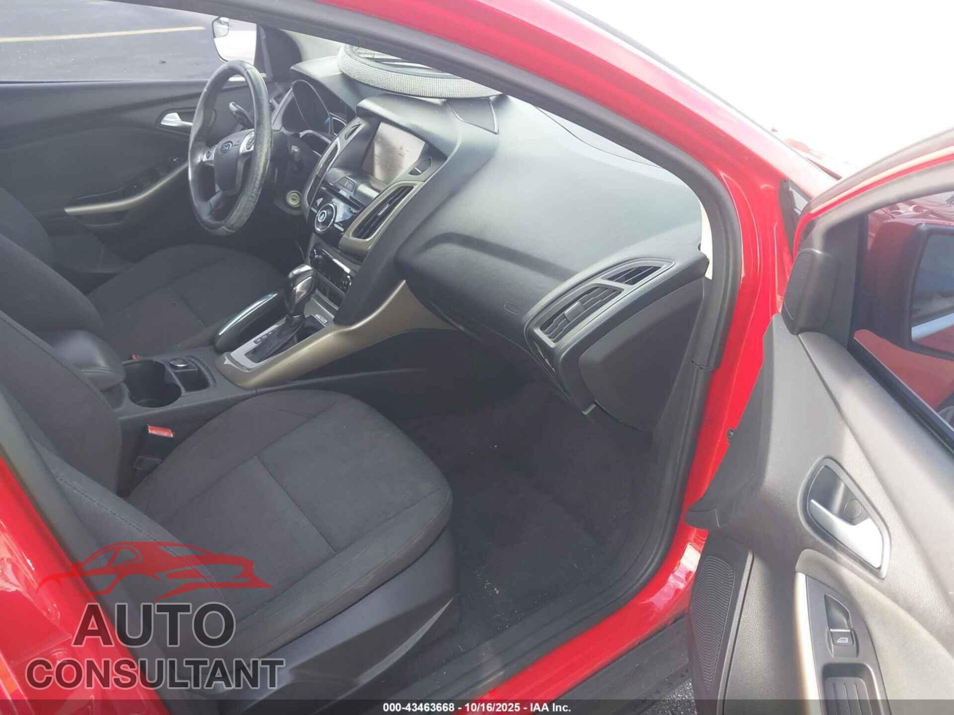 FORD FOCUS 2012 - 1FAHP3H27CL241570