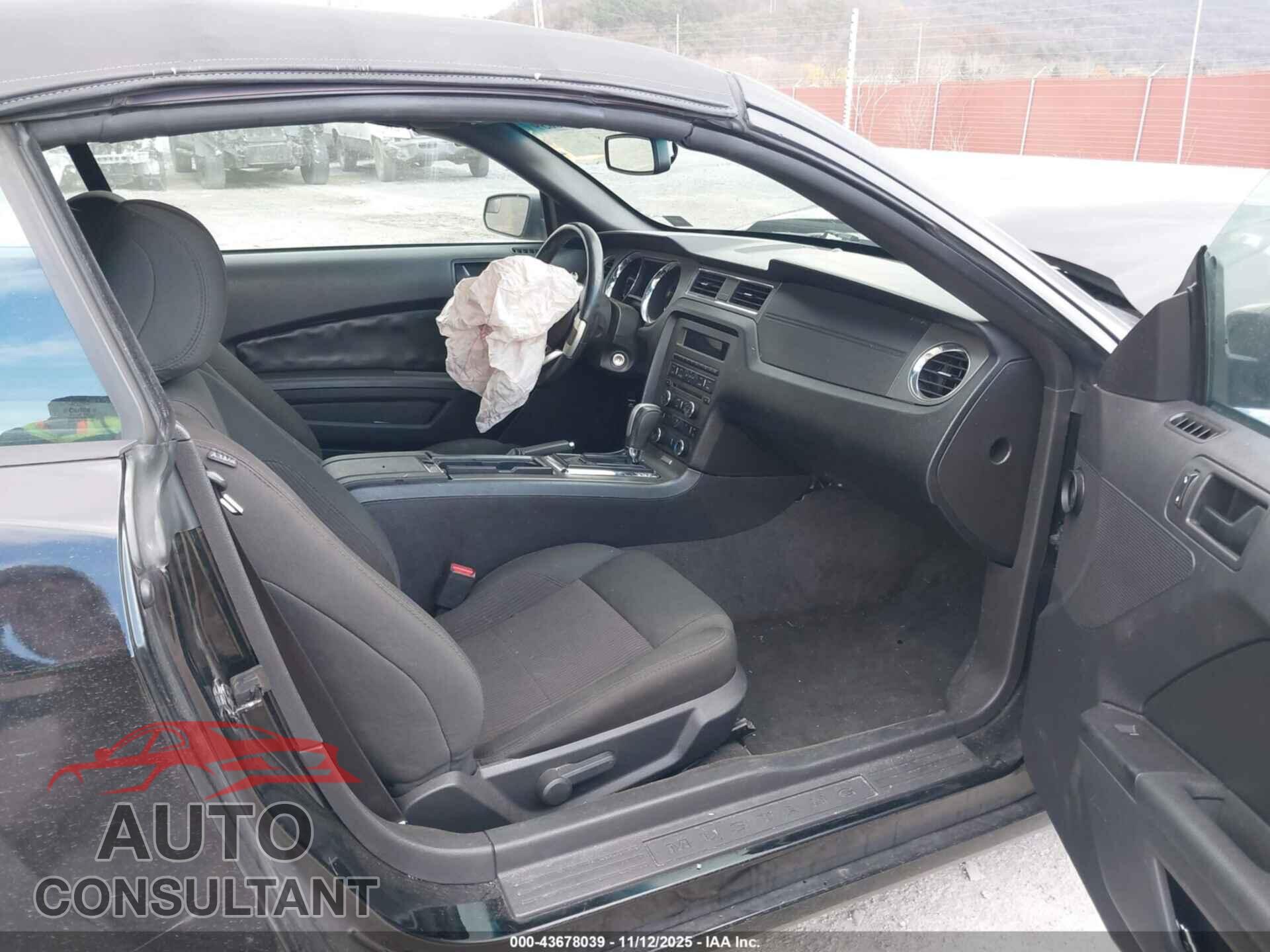 FORD MUSTANG 2014 - 1ZVBP8EM4E5292774