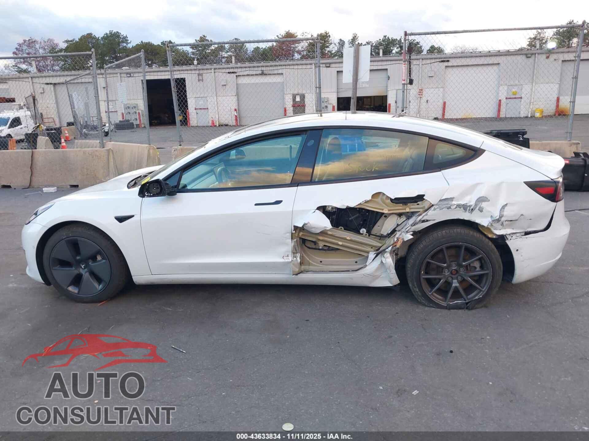 TESLA MODEL 3 2021 - 5YJ3E1EAXMF991592