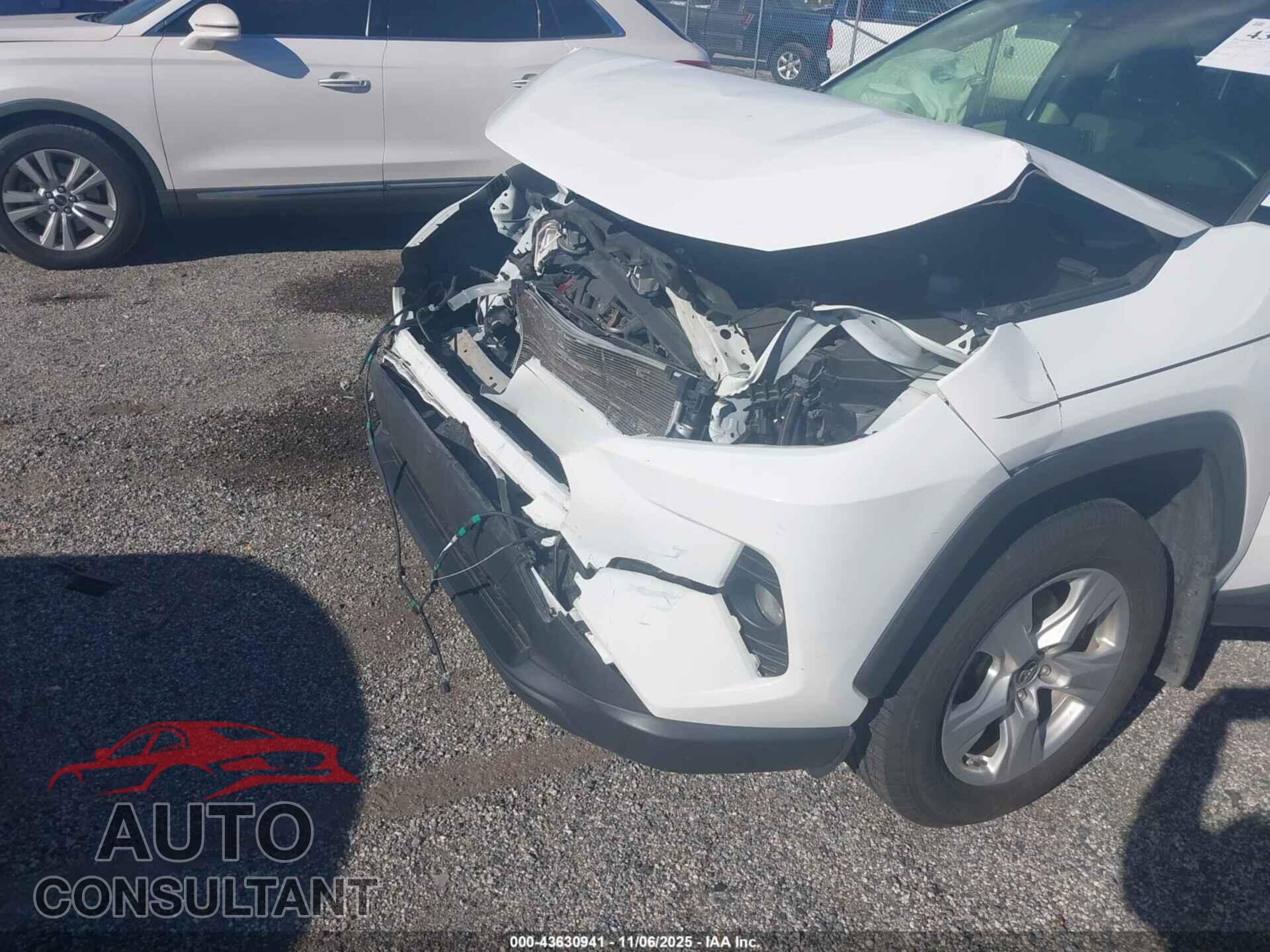 TOYOTA RAV4 2019 - JTMP1RFV2KJ021156