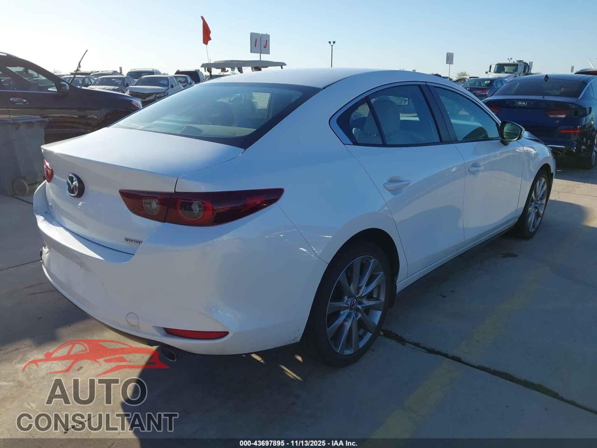 MAZDA MAZDA3 2023 - 3MZBPACM3PM378391