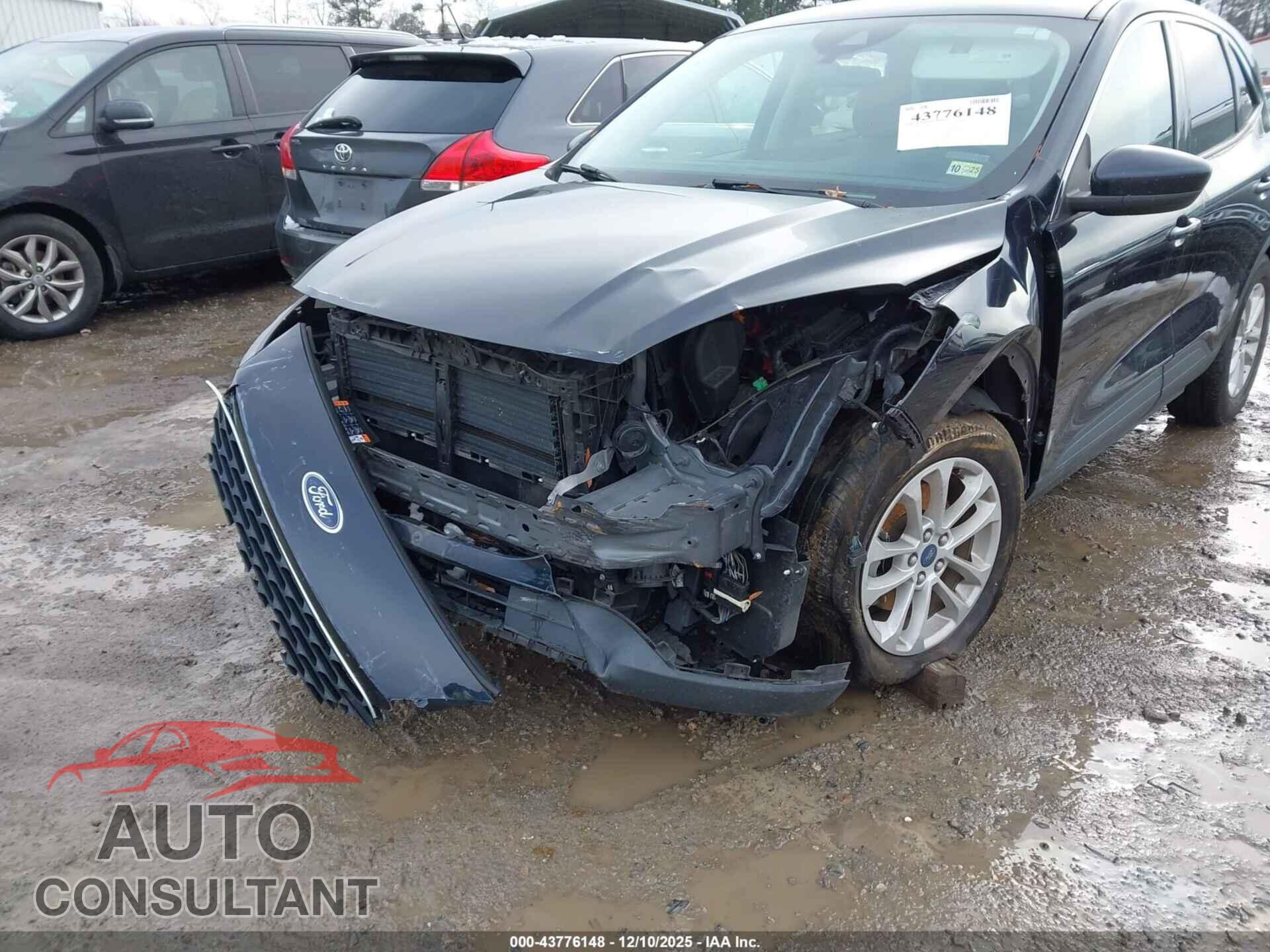 FORD ESCAPE 2021 - 1FMCU0BZ9MUA82852