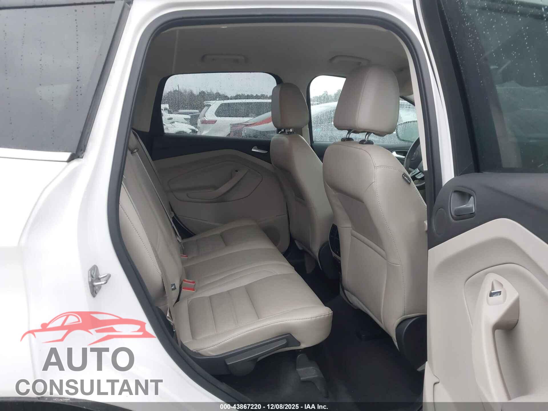 FORD ESCAPE 2017 - 1FMCU0JD7HUB26228