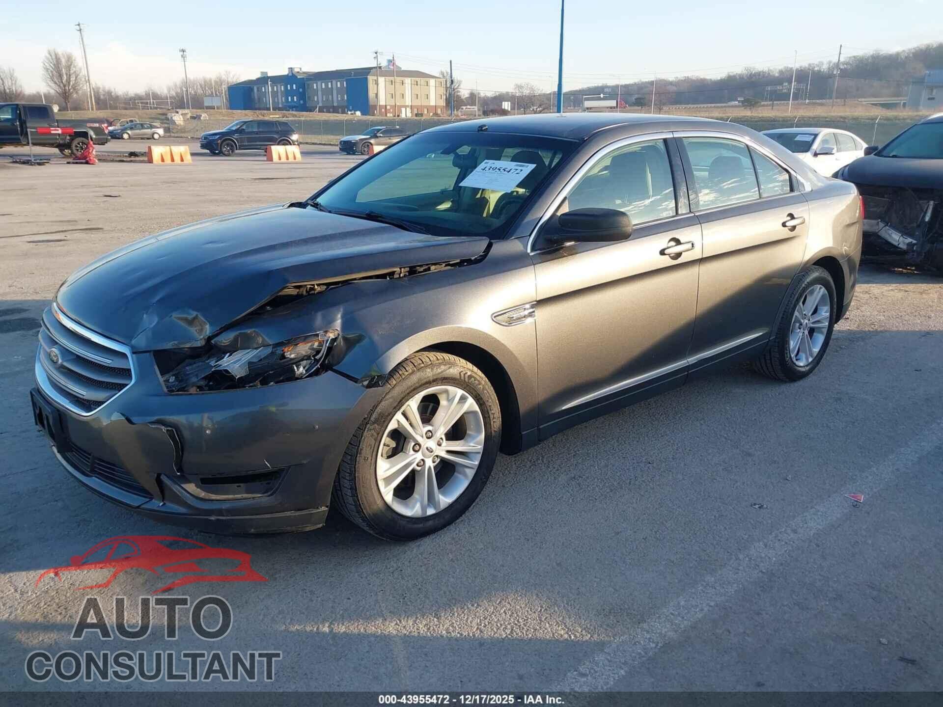 FORD TAURUS 2015 - 1FAHP2D8XFG192334