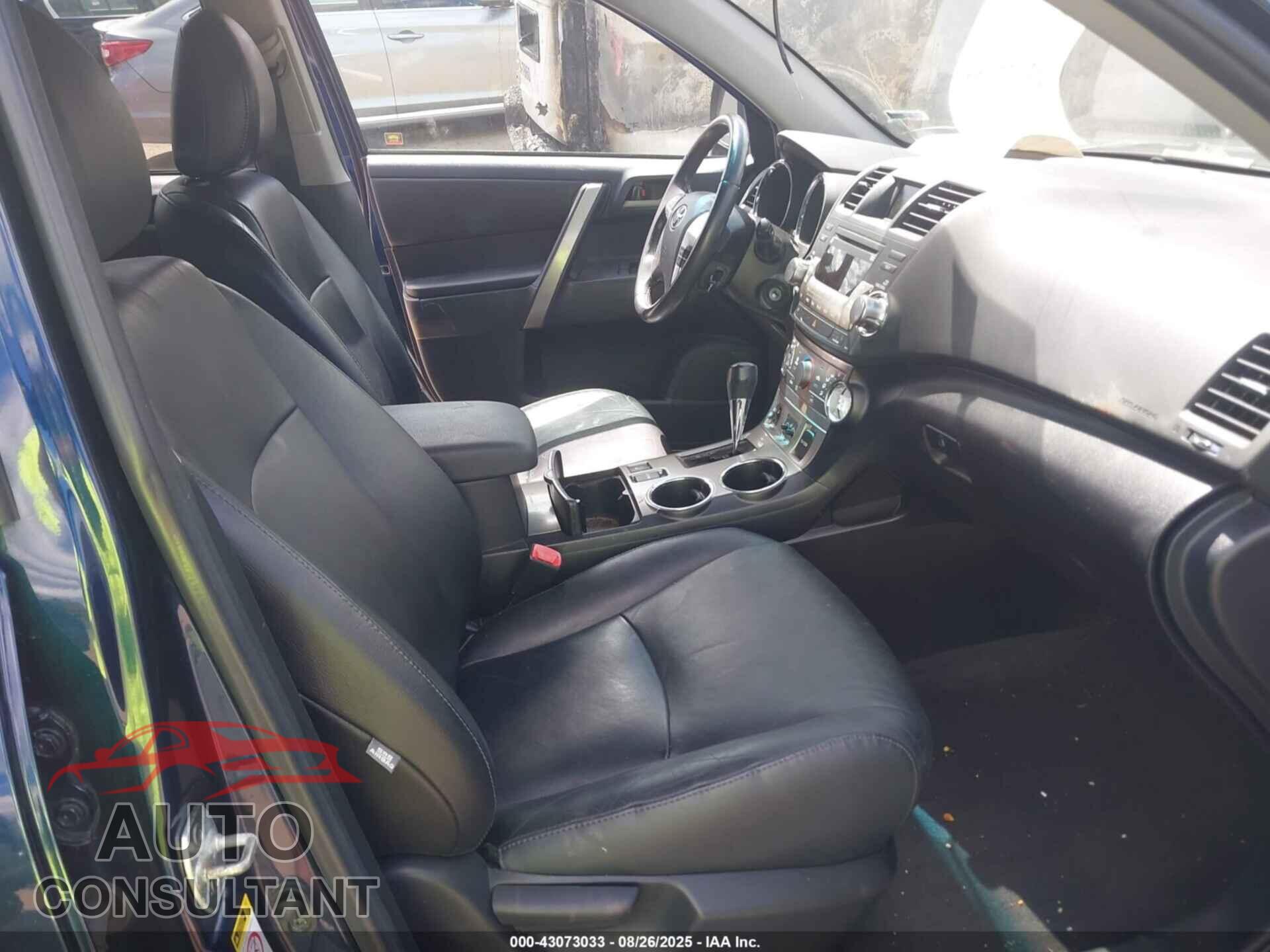 TOYOTA HIGHLANDER 2012 - 5TDBK3EH6CS104416