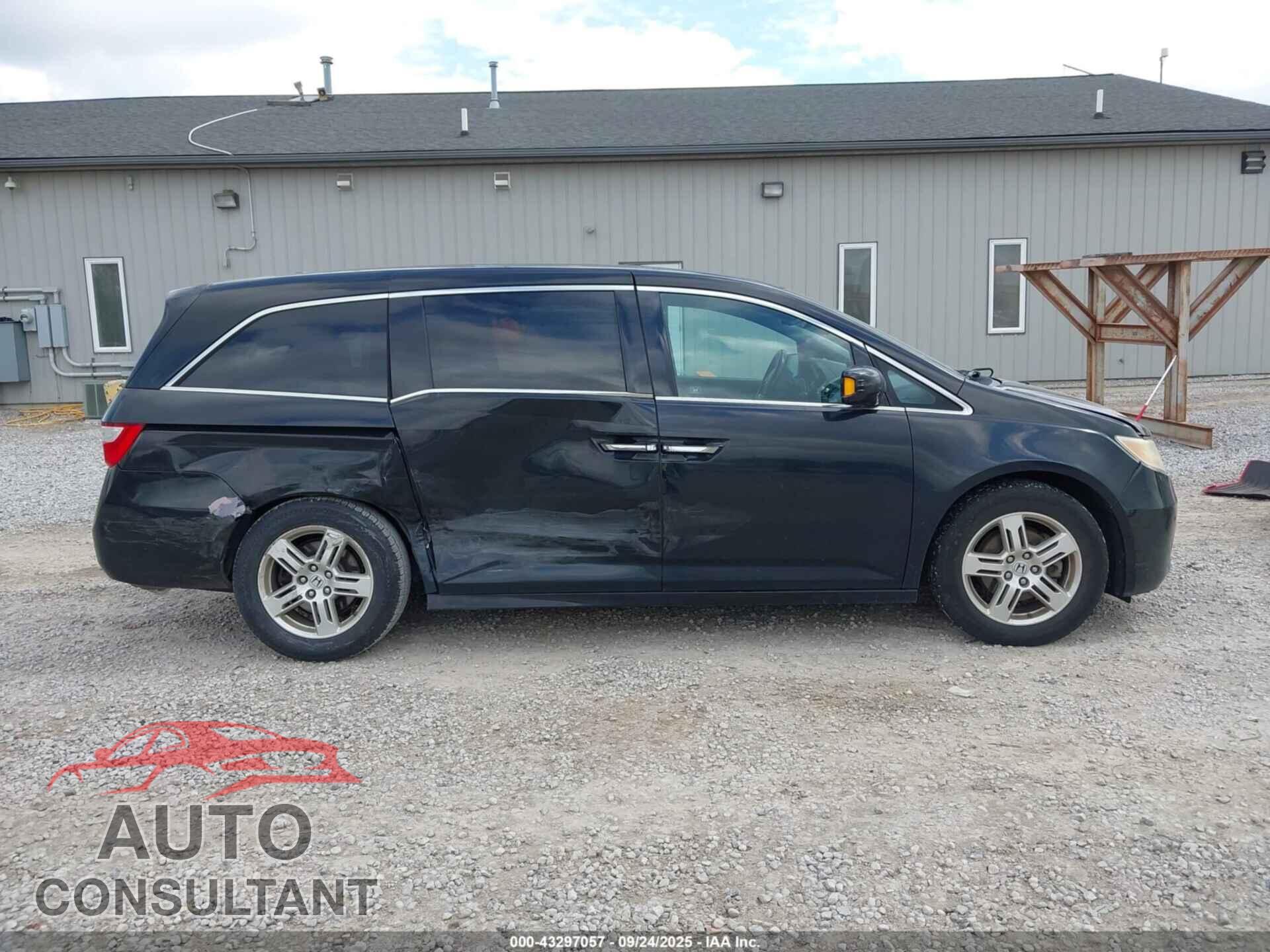 HONDA ODYSSEY 2011 - 5FNRL5H99BB032948