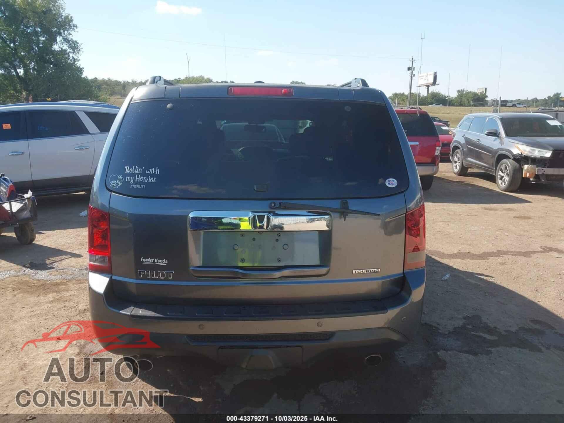 HONDA PILOT 2013 - 5FNYF3H98DB026617