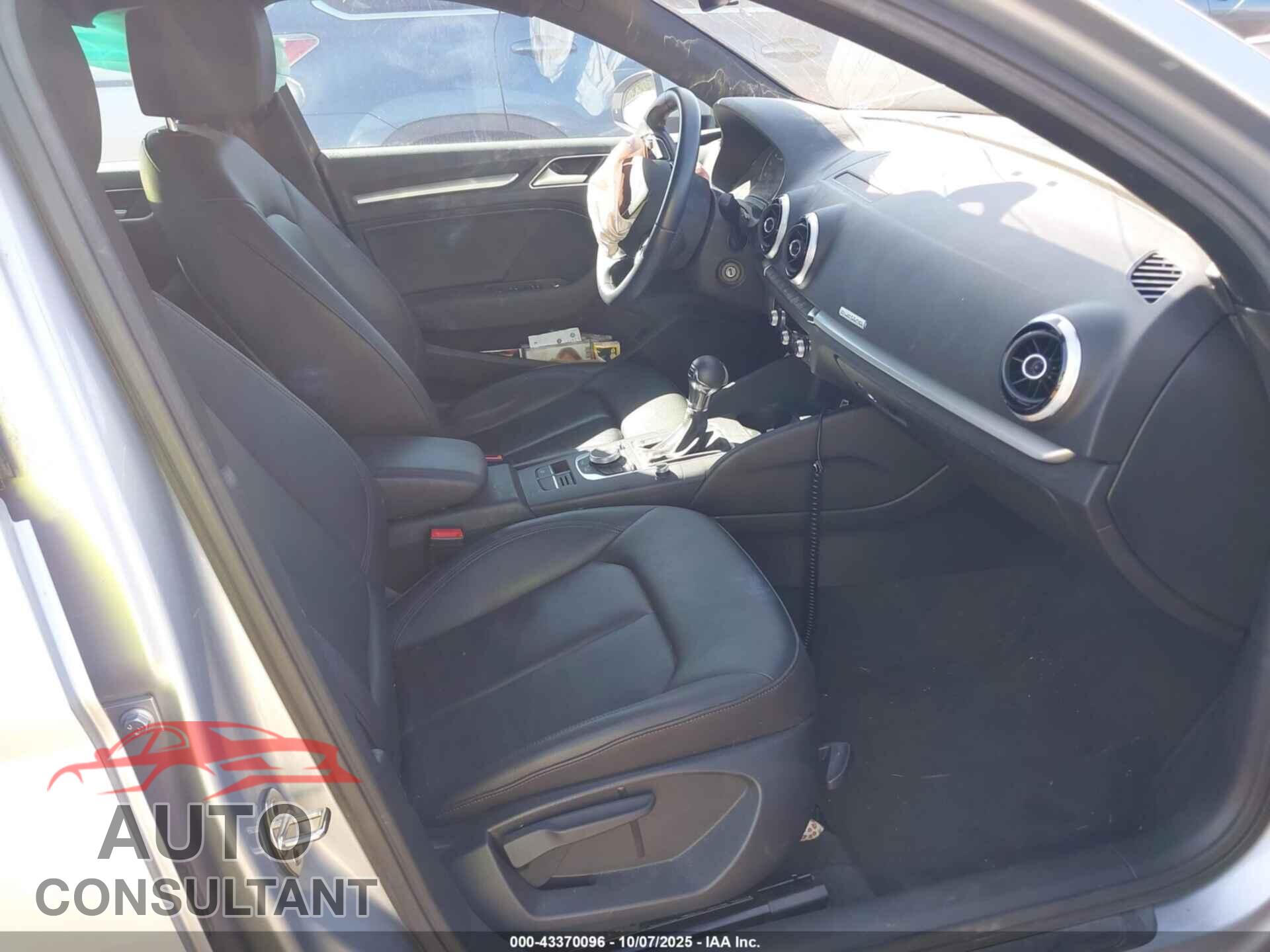 AUDI A3 2016 - WAUB8GFFXG1056843