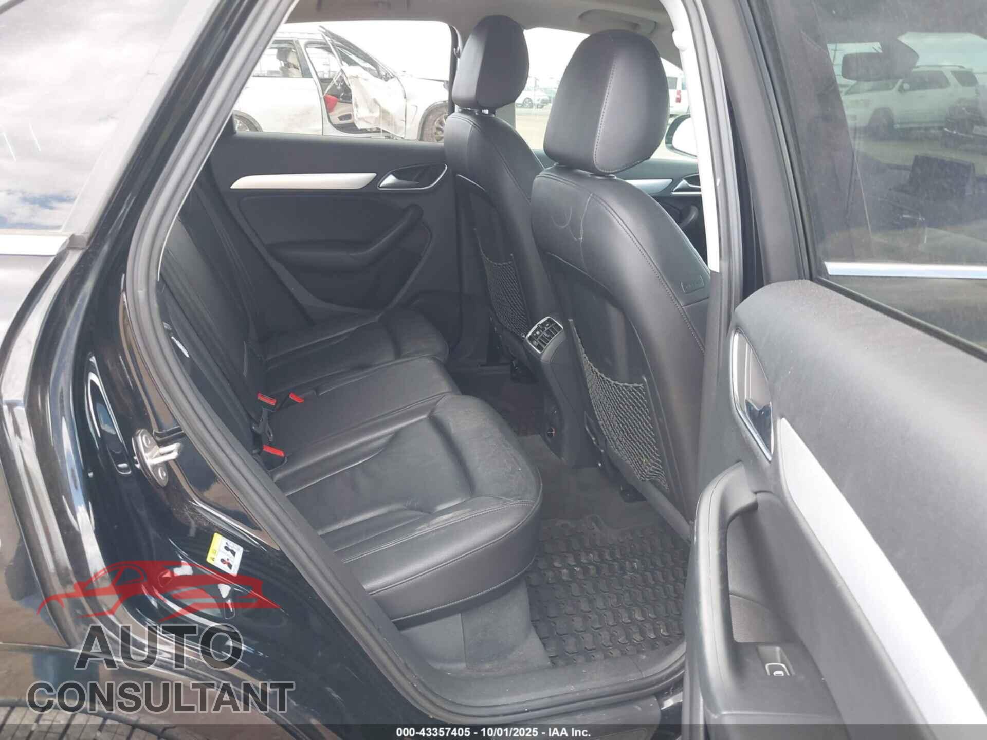 AUDI Q3 2016 - WA1BFCFS1GR010795