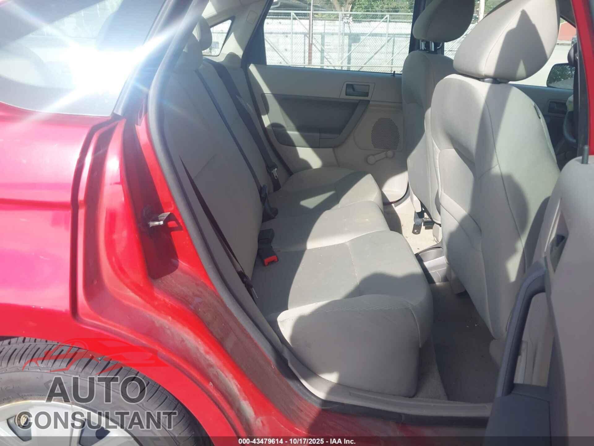 FORD FOCUS 2011 - 1FAHP3EN2BW125544
