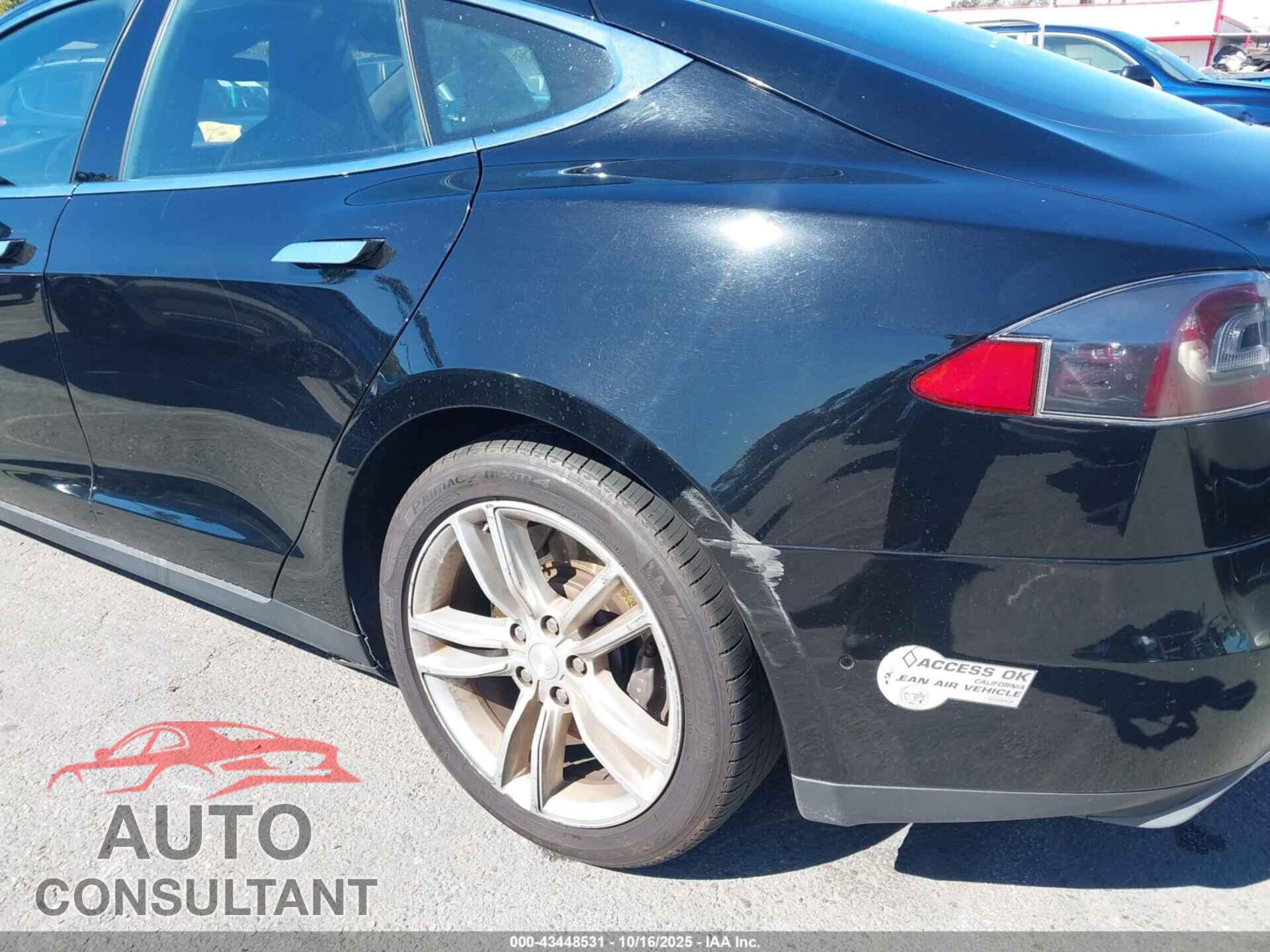 TESLA MODEL S 2016 - 5YJSA1E17GF125019
