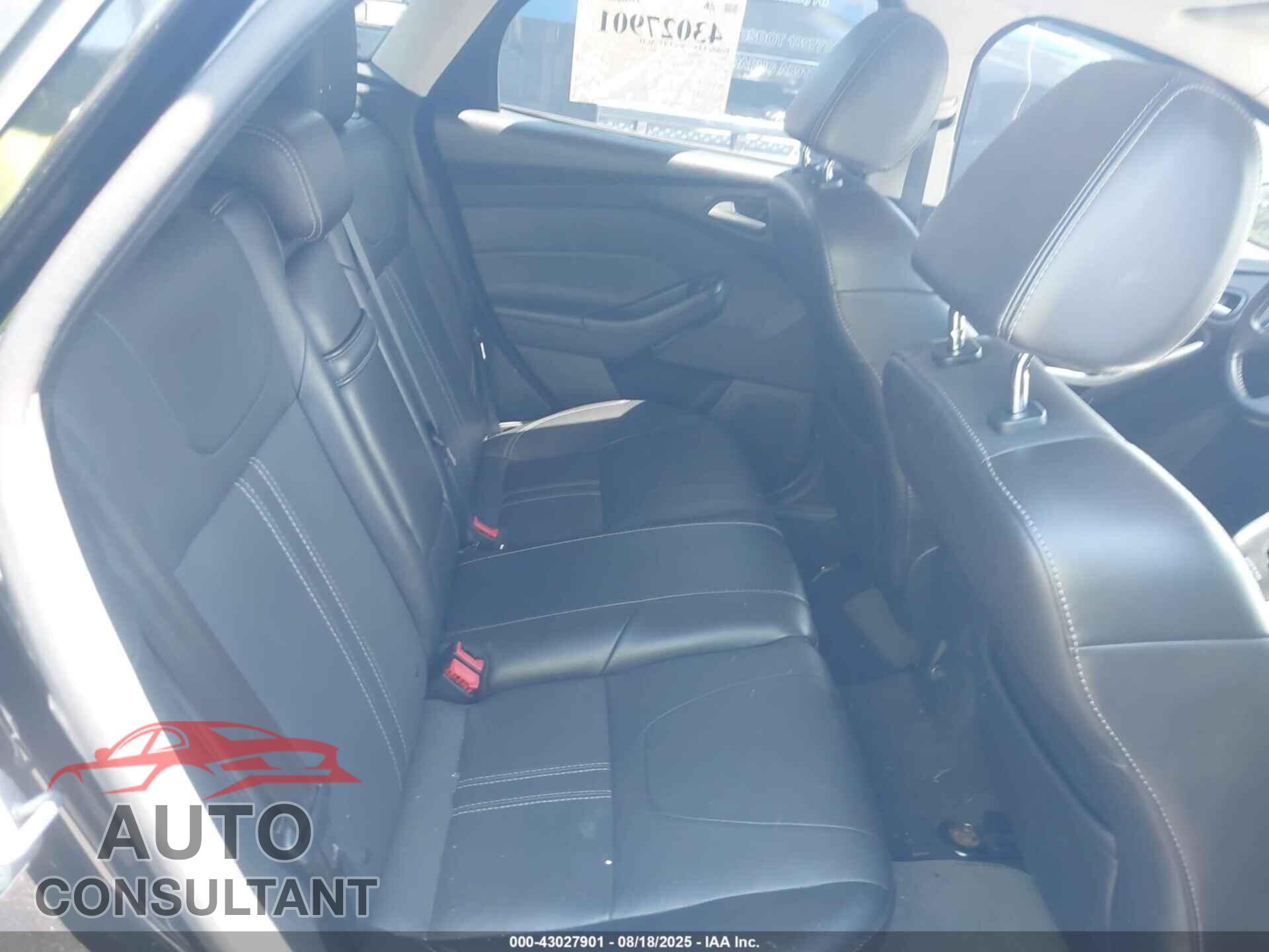 FORD FOCUS 2013 - 1FADP3K27DL180617