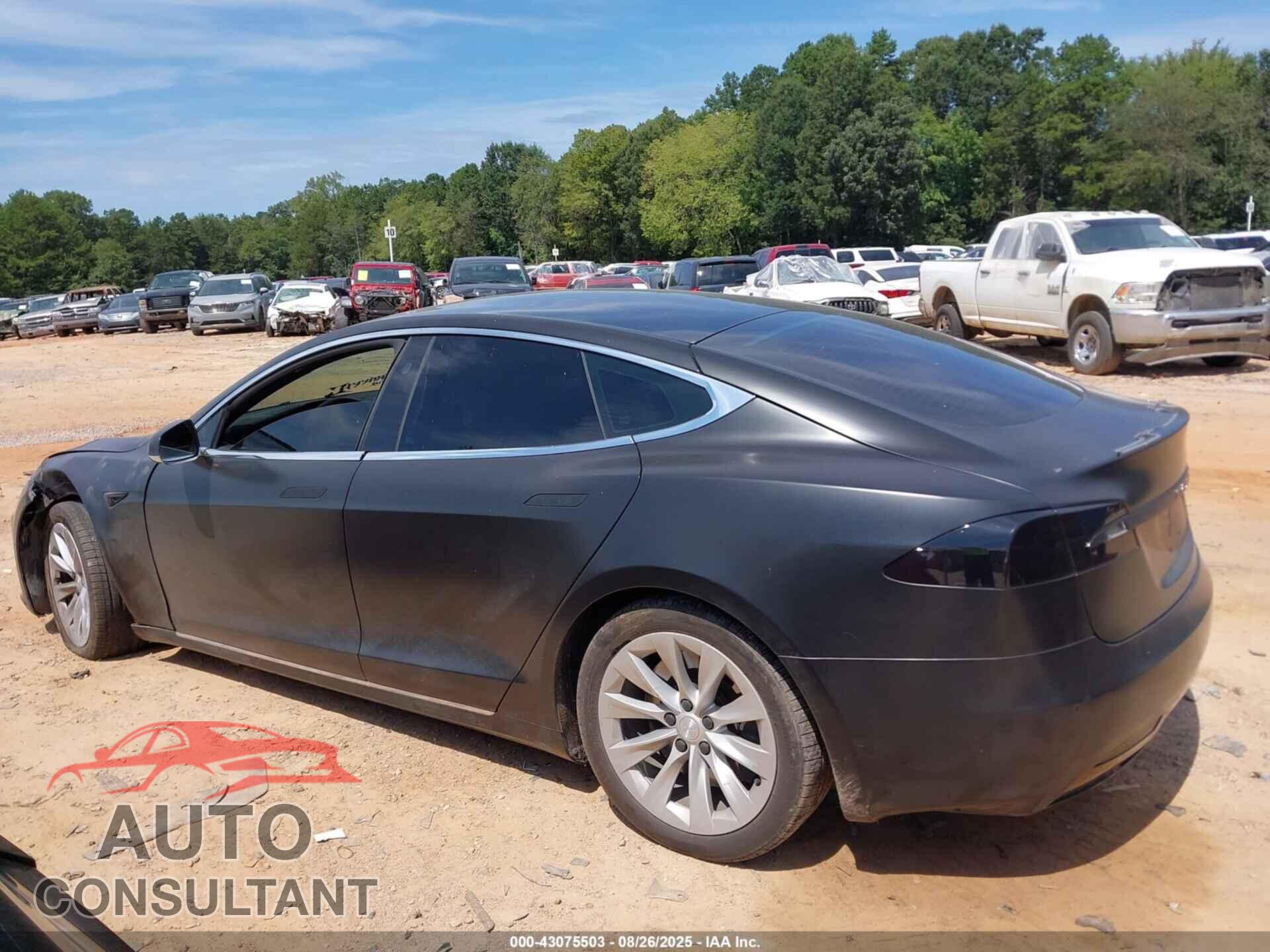 TESLA MODEL S 2016 - 5YJSA1E19GF175405