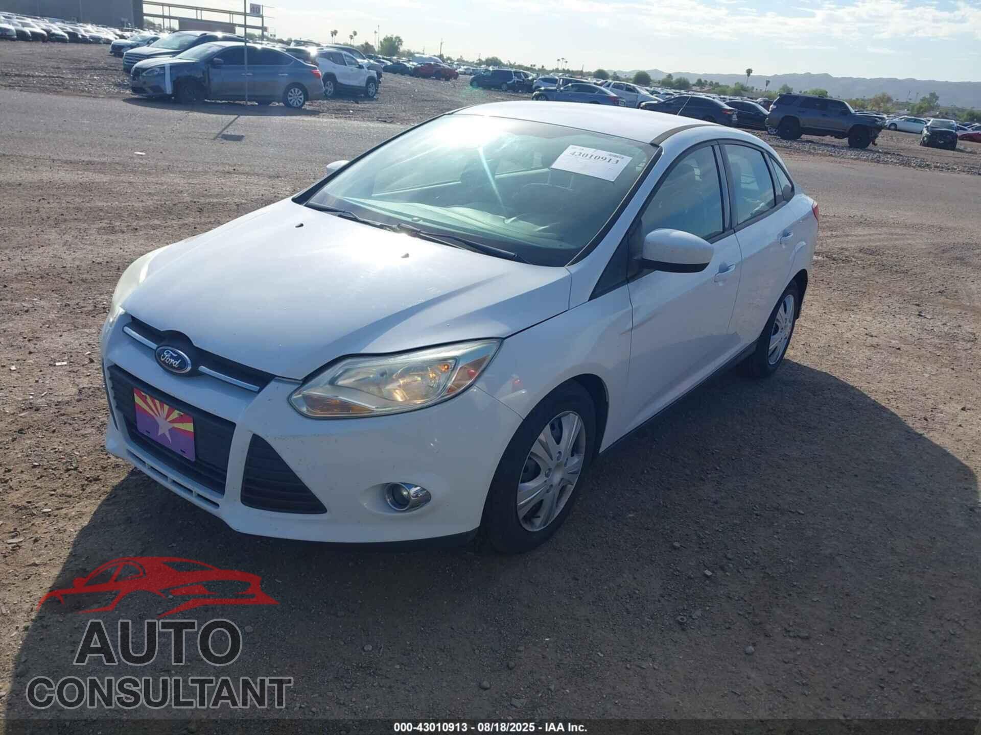 FORD FOCUS 2012 - 1FAHP3F2XCL217136