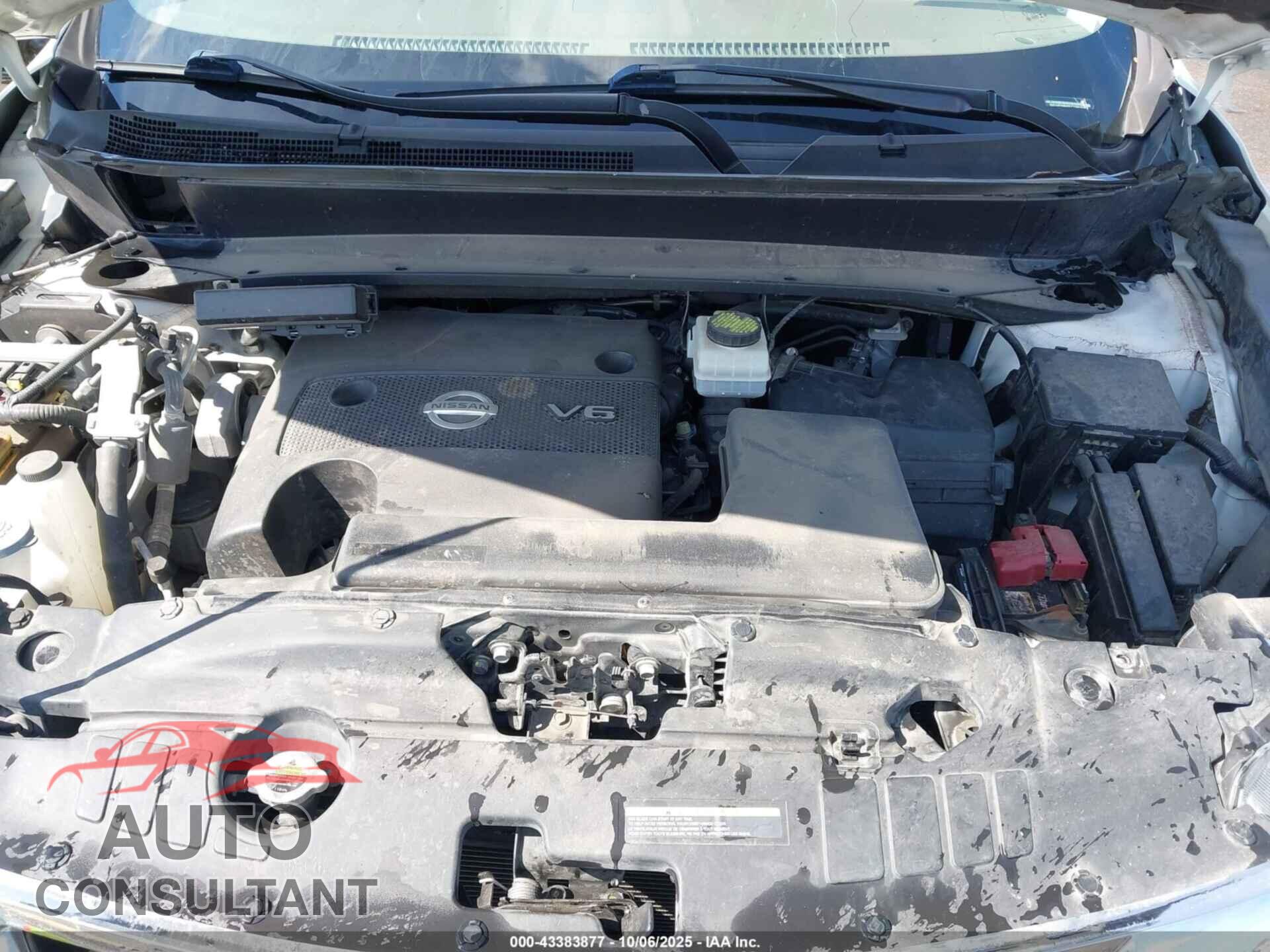 NISSAN PATHFINDER 2015 - 5N1AR2MN5FC716116