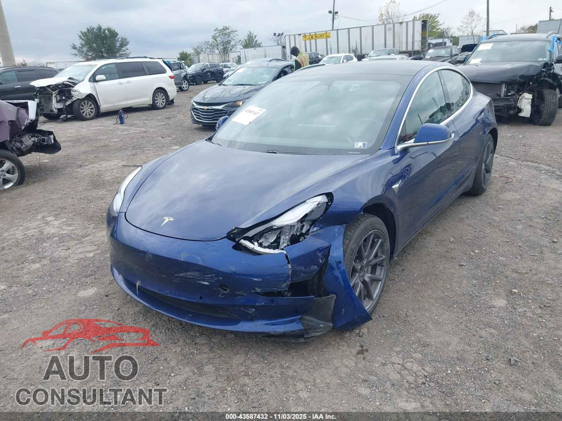 TESLA MODEL 3 2020 - 5YJ3E1EAXLF631141