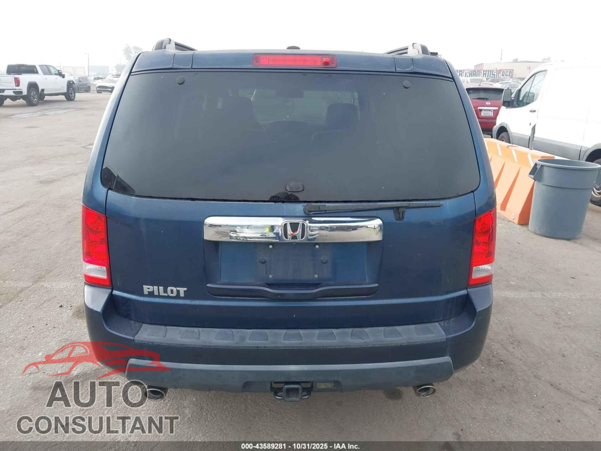 HONDA PILOT 2011 - 5FNYF3H66BB014145