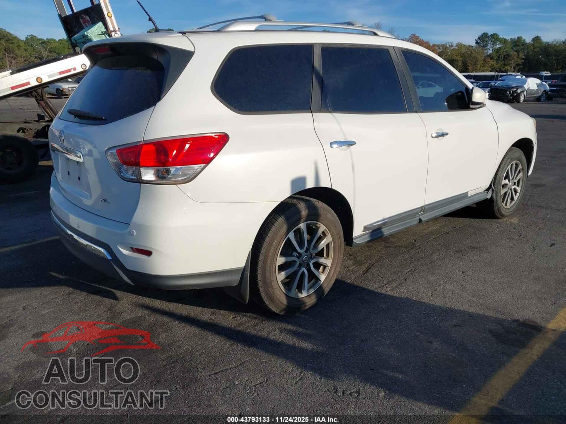NISSAN PATHFINDER 2013 - 5N1AR2MN8DC648097