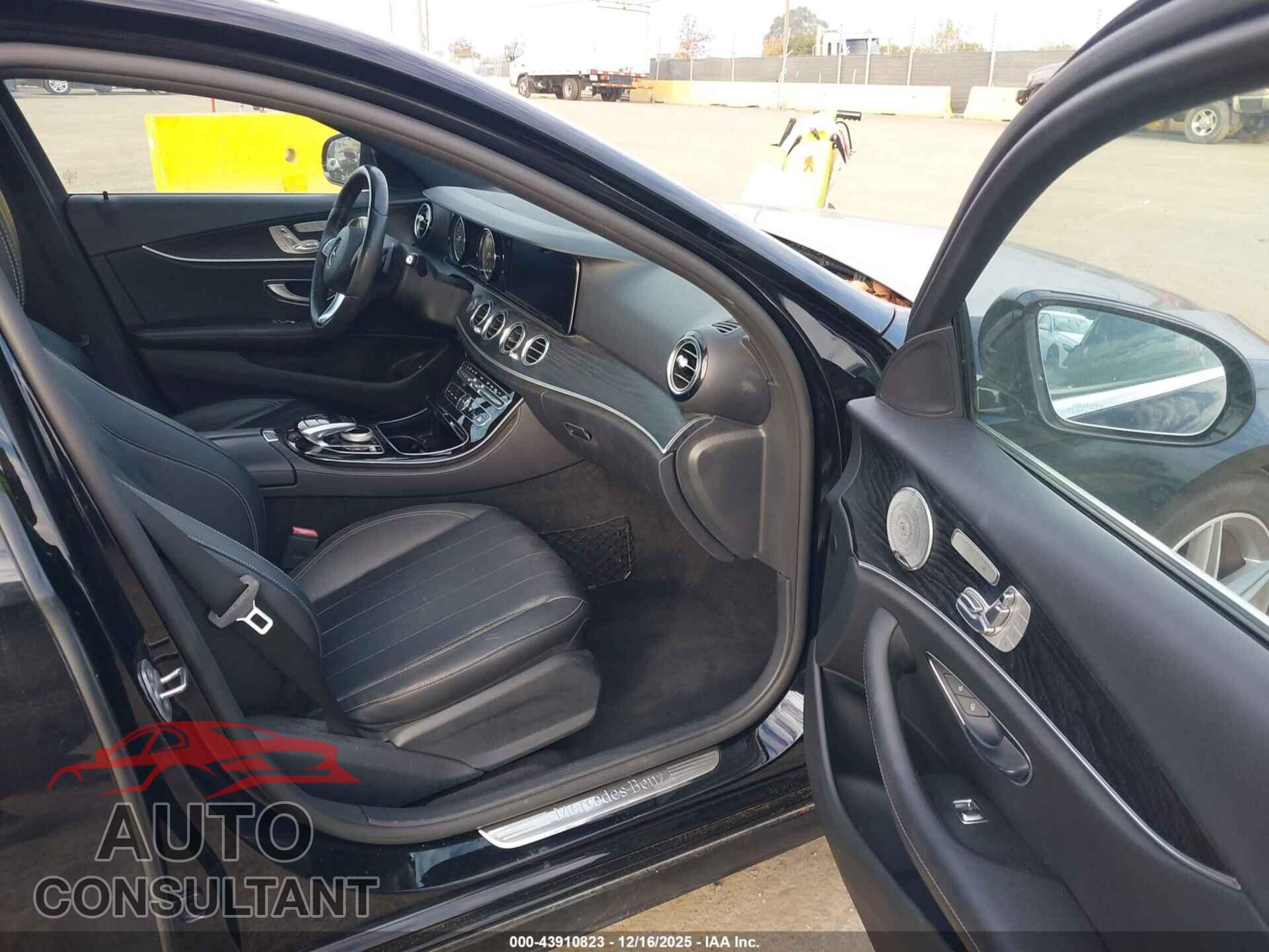 MERCEDES-BENZ E 300 2017 - WDDZF4JB1HA046722