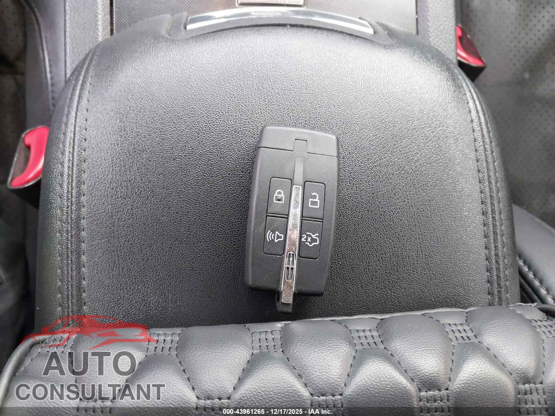FORD TAURUS 2012 - 1FAHP2KT0CG138821