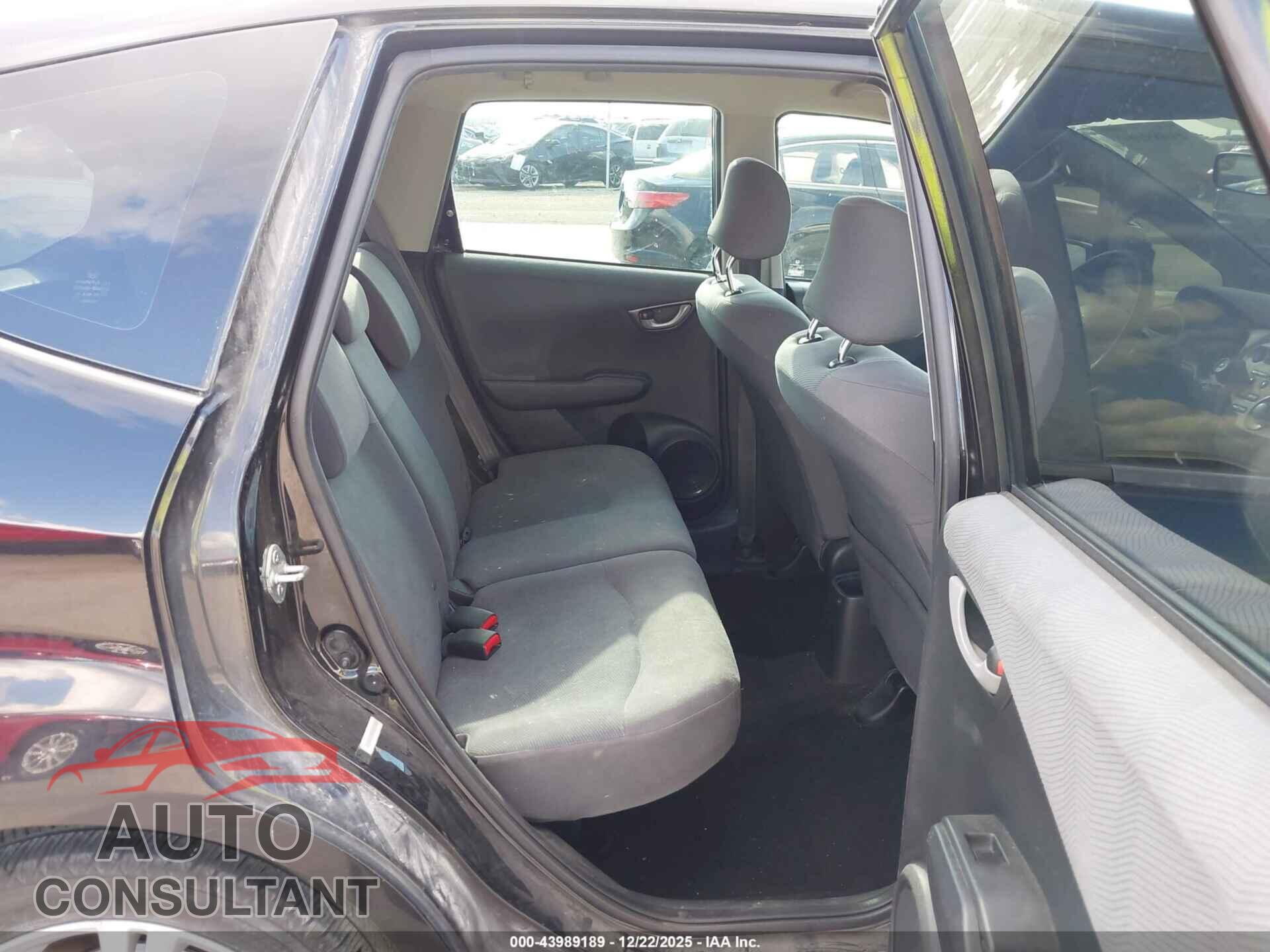 HONDA FIT 2013 - JHMGE8G33DC035682