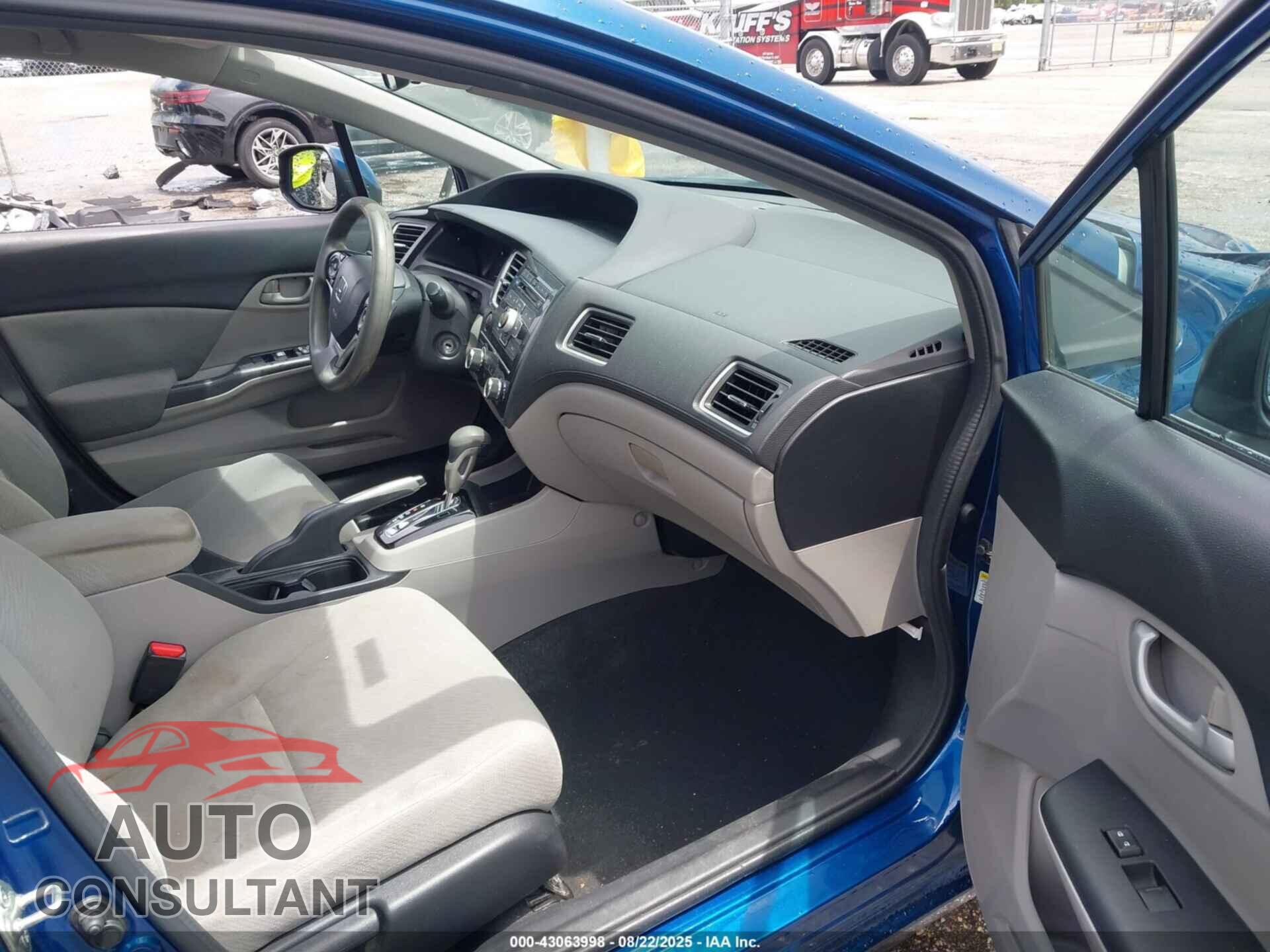 HONDA CIVIC 2013 - 19XFB2F52DE081146