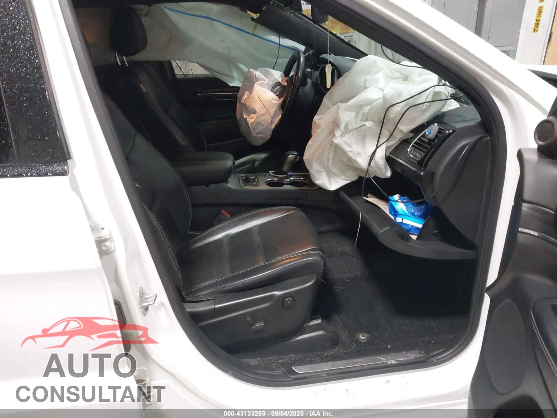 JEEP GRAND CHEROKEE 2021 - 1C4RJFBG1MC856431