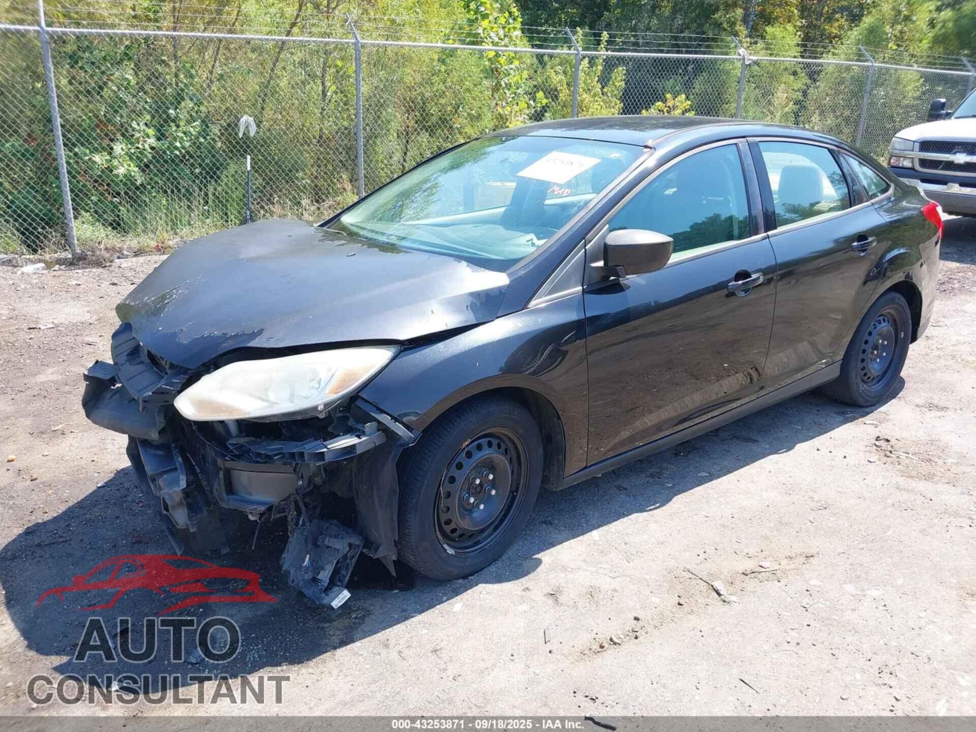 FORD FOCUS 2012 - 1FAHP3F23CL287786